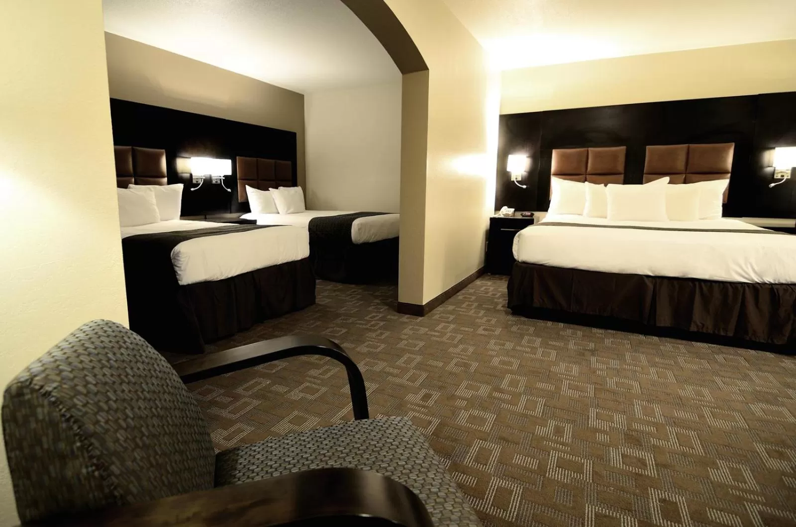 Suite with One King Bed and Two Double Beds - Non-Smoking in Days Inn by Wyndham Downey