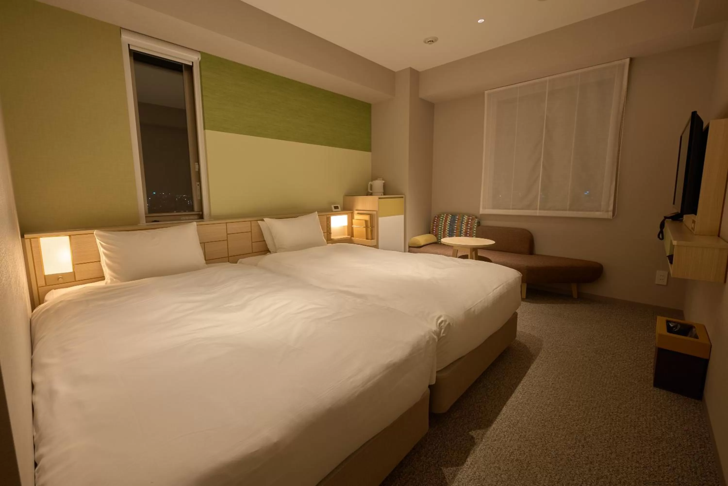 Hollywood Twin Room with Free access to Lounge - Smoking in Hotel Intergate Kanazawa