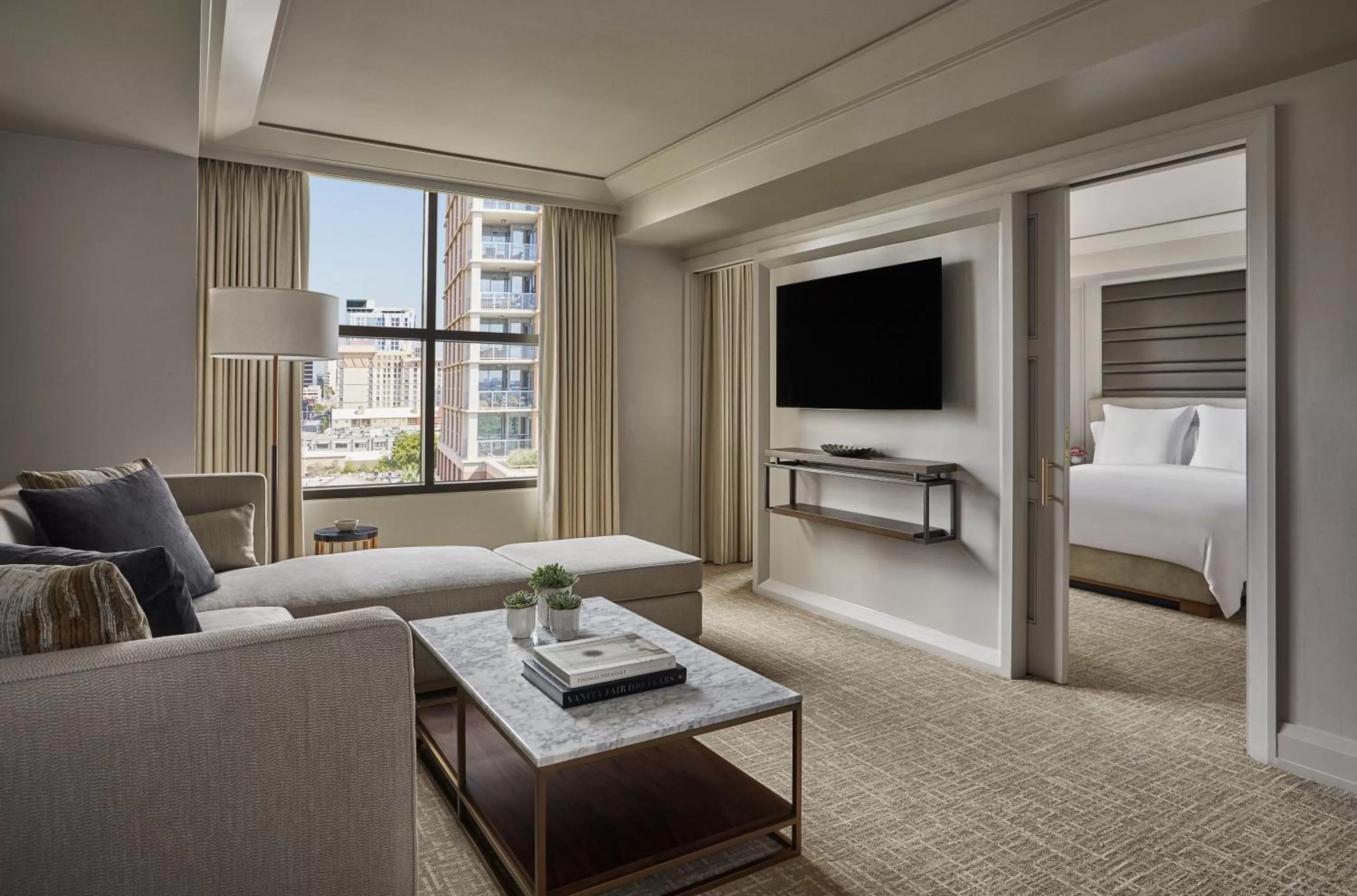 City View Four Seasons Executive Suite in Four Seasons Hotel Austin