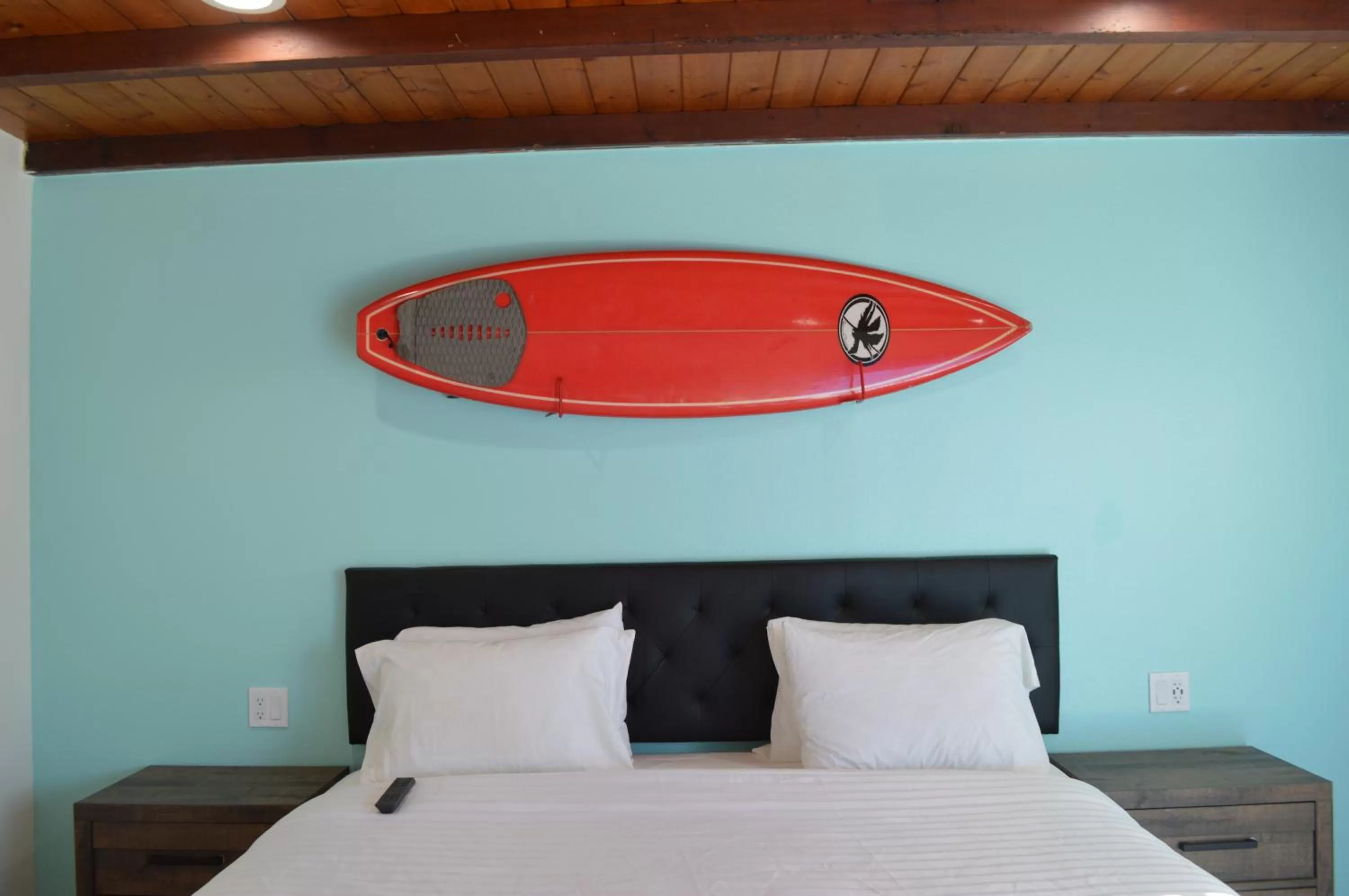 Deluxe Queen Room in Calafia Inn San Clemente Newly renovated