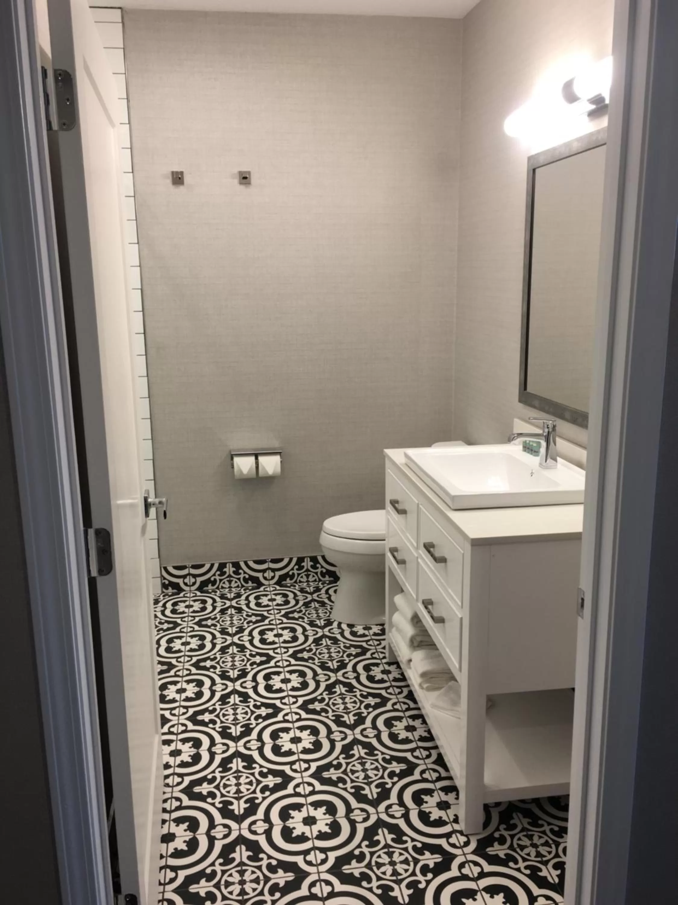 King Suite in Riverside inn hannibal