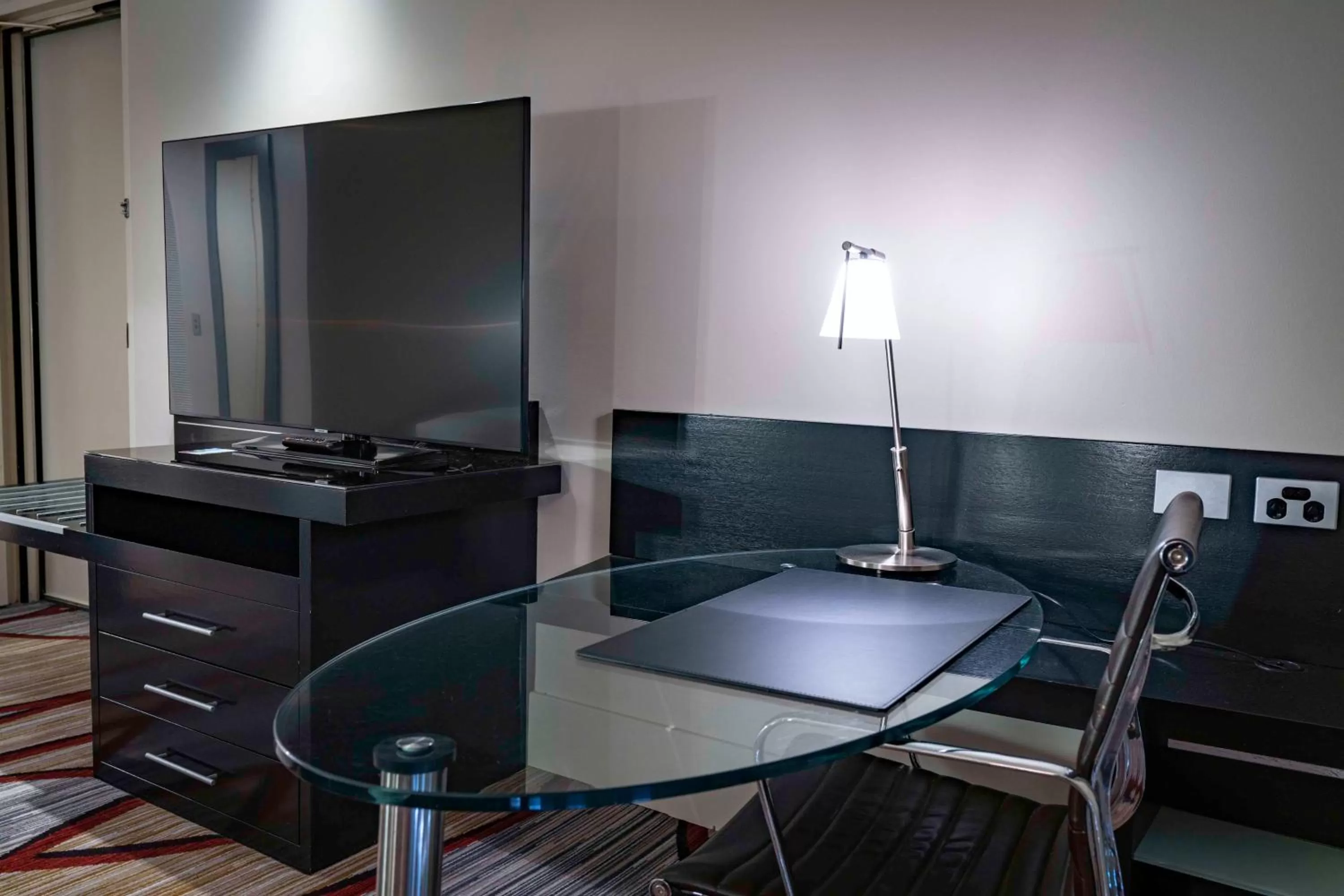 King Room in Hilton Cairns