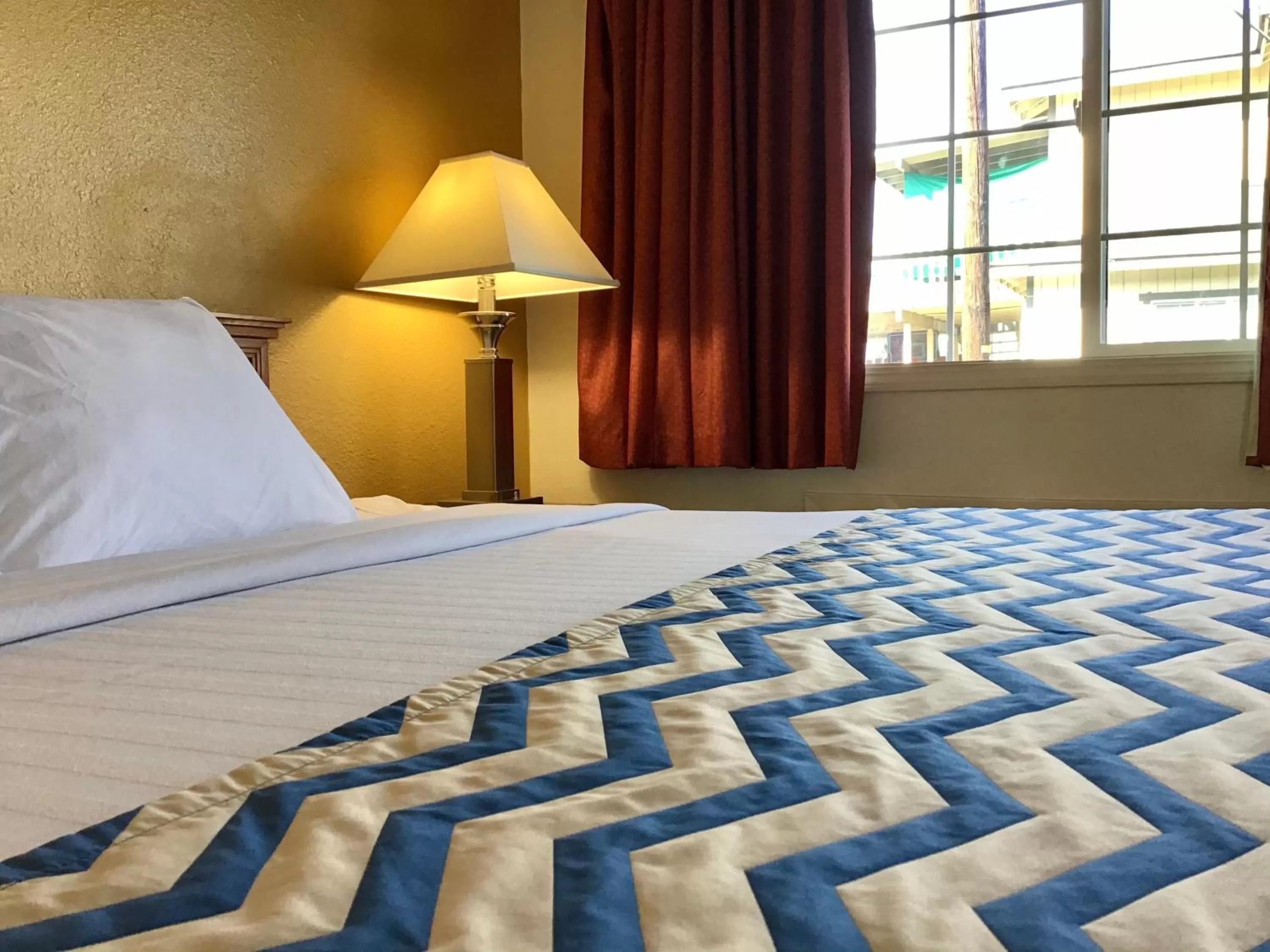 King Room - Non-Smoking in Travelodge by Wyndham Pendleton OR