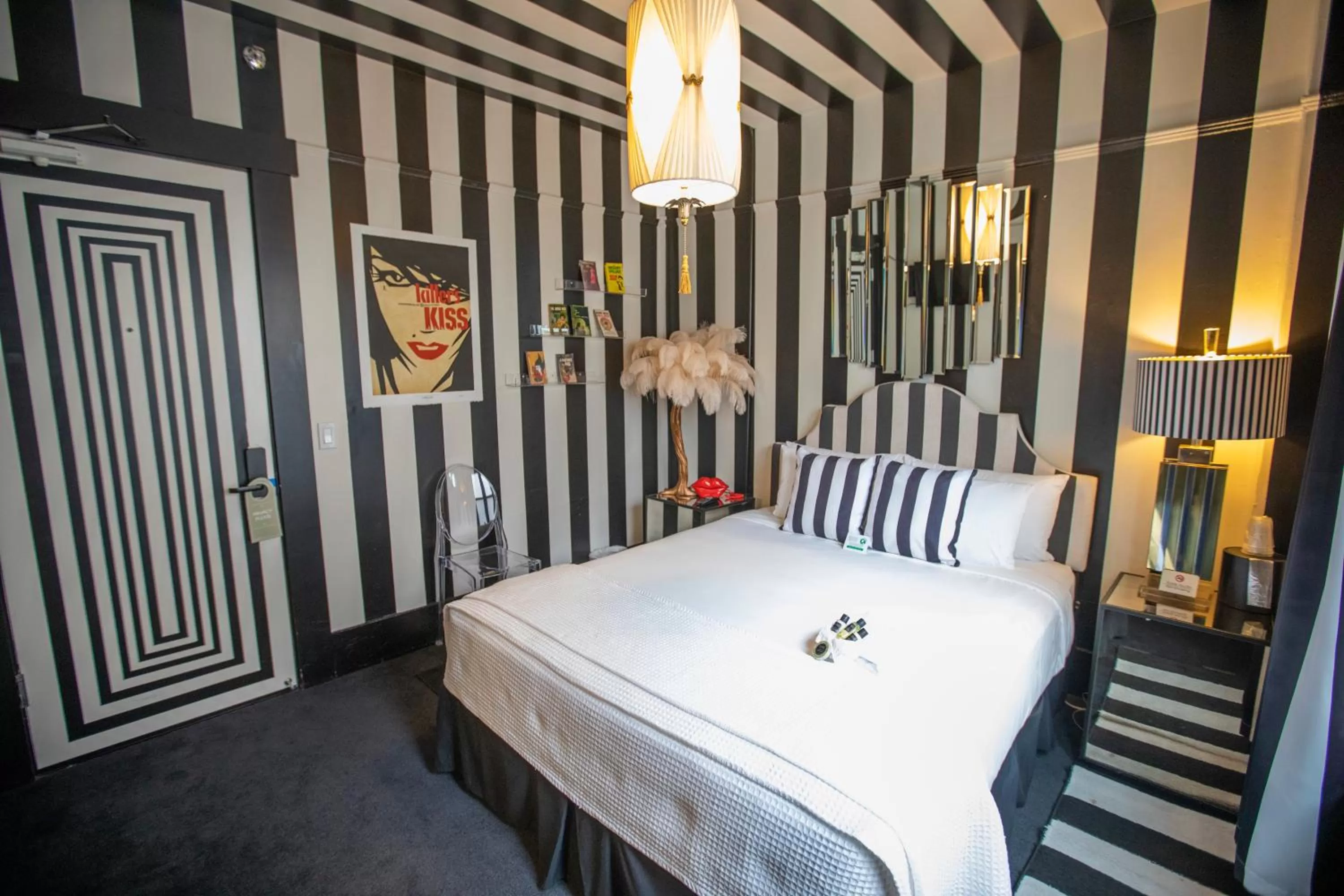 Queen Room in Hotel Des Arts