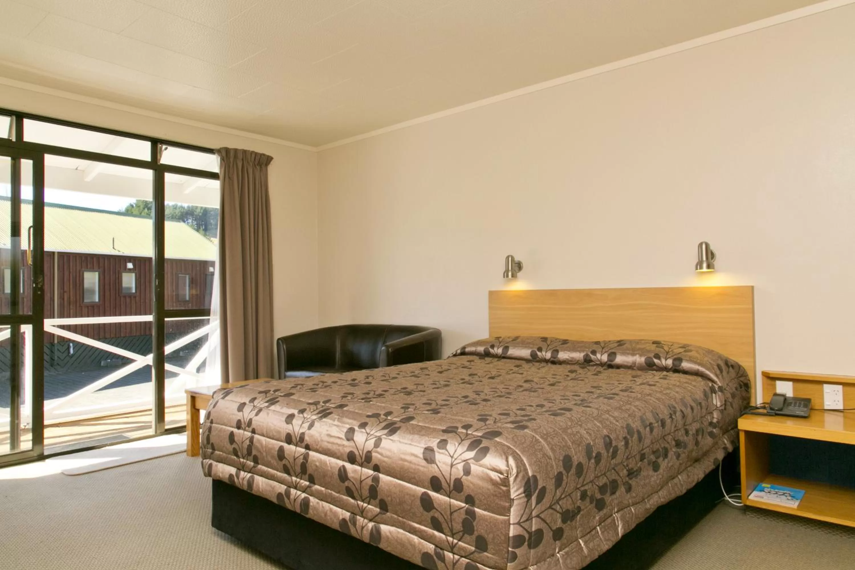 Suite with Kitchenette in Turangi Bridge Motel