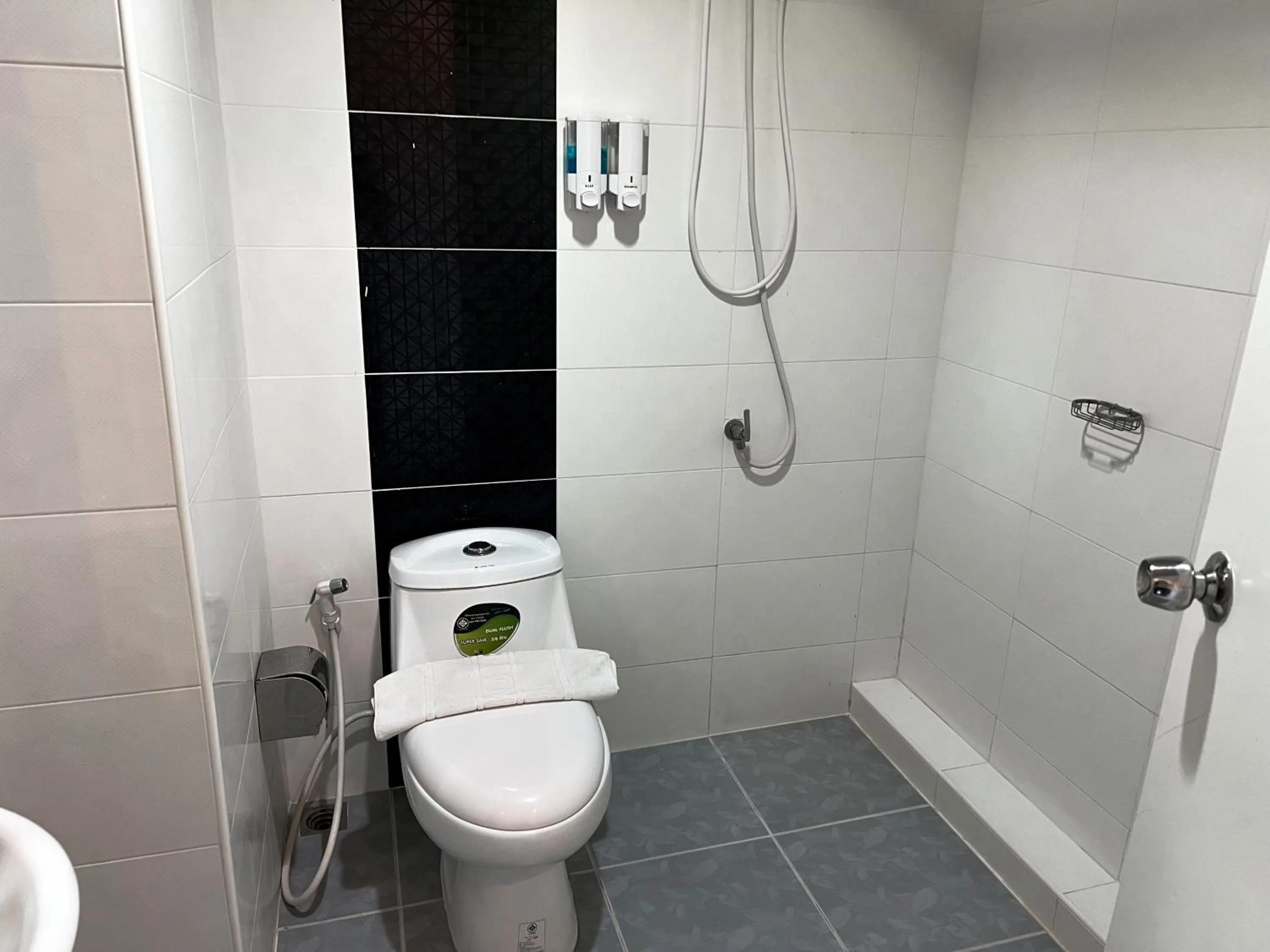 Standard Double Room in River Grand Hotel