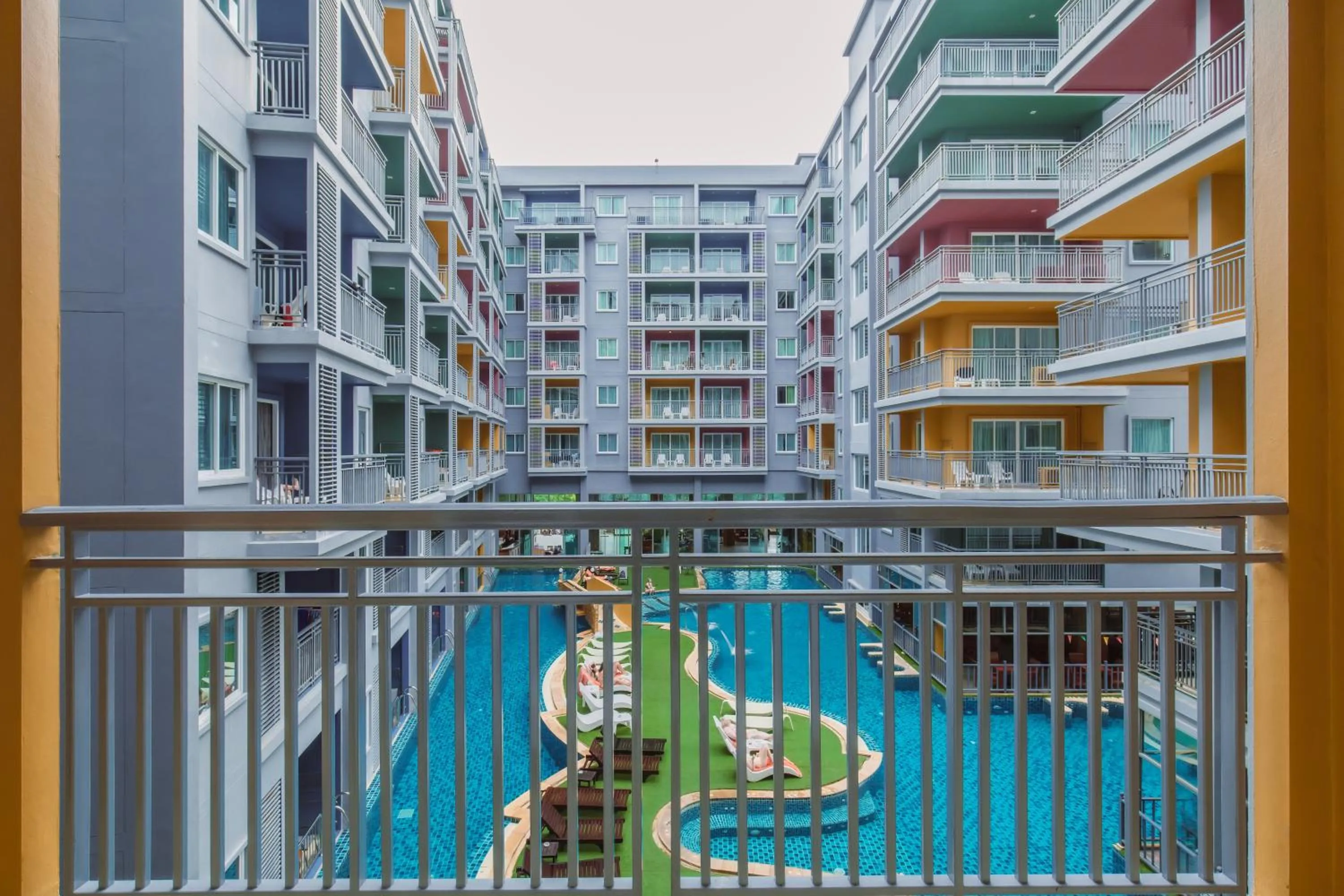 Executive Suite - Pool View in Elite Suites Patong