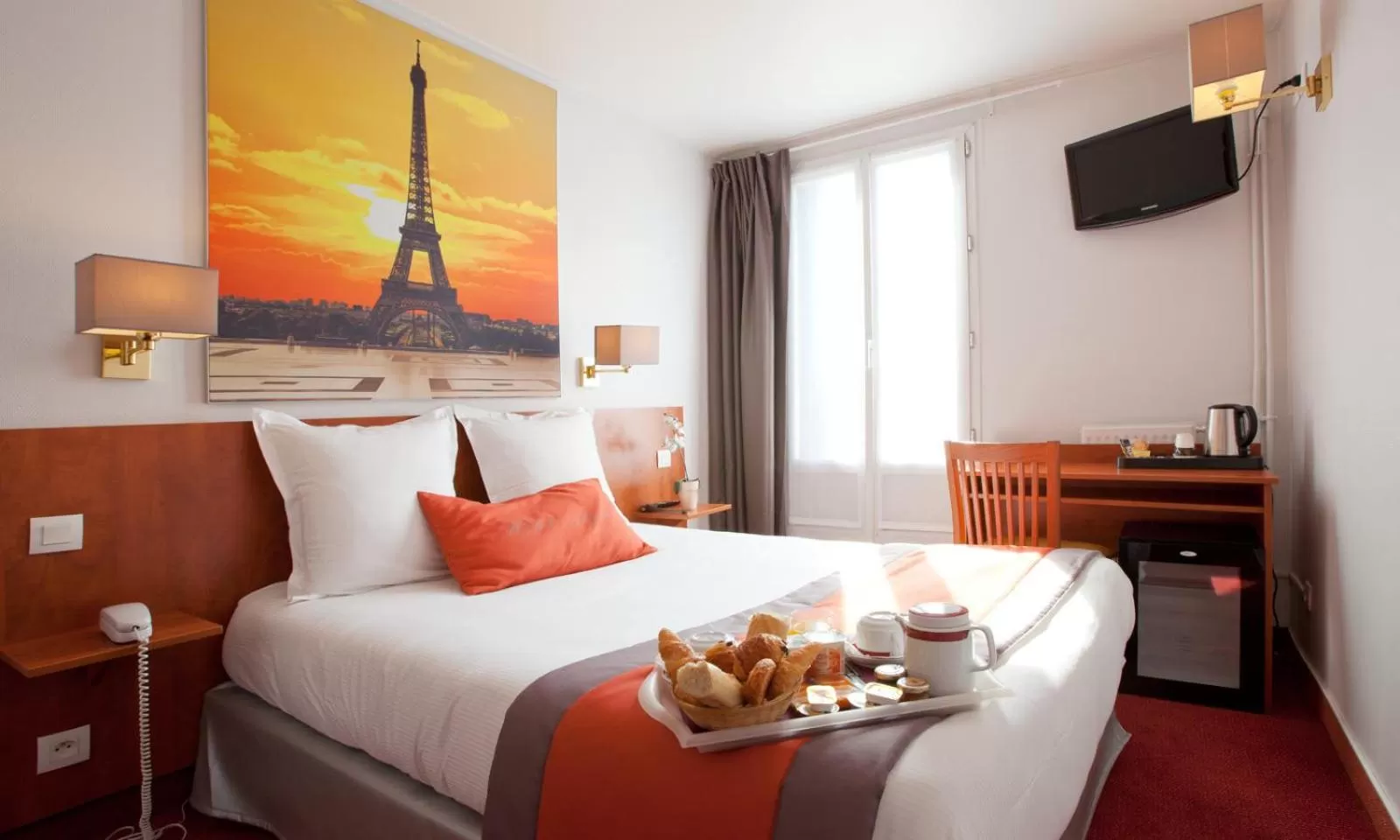 Double Room in Alyss Saphir Cambronne Eiffel
