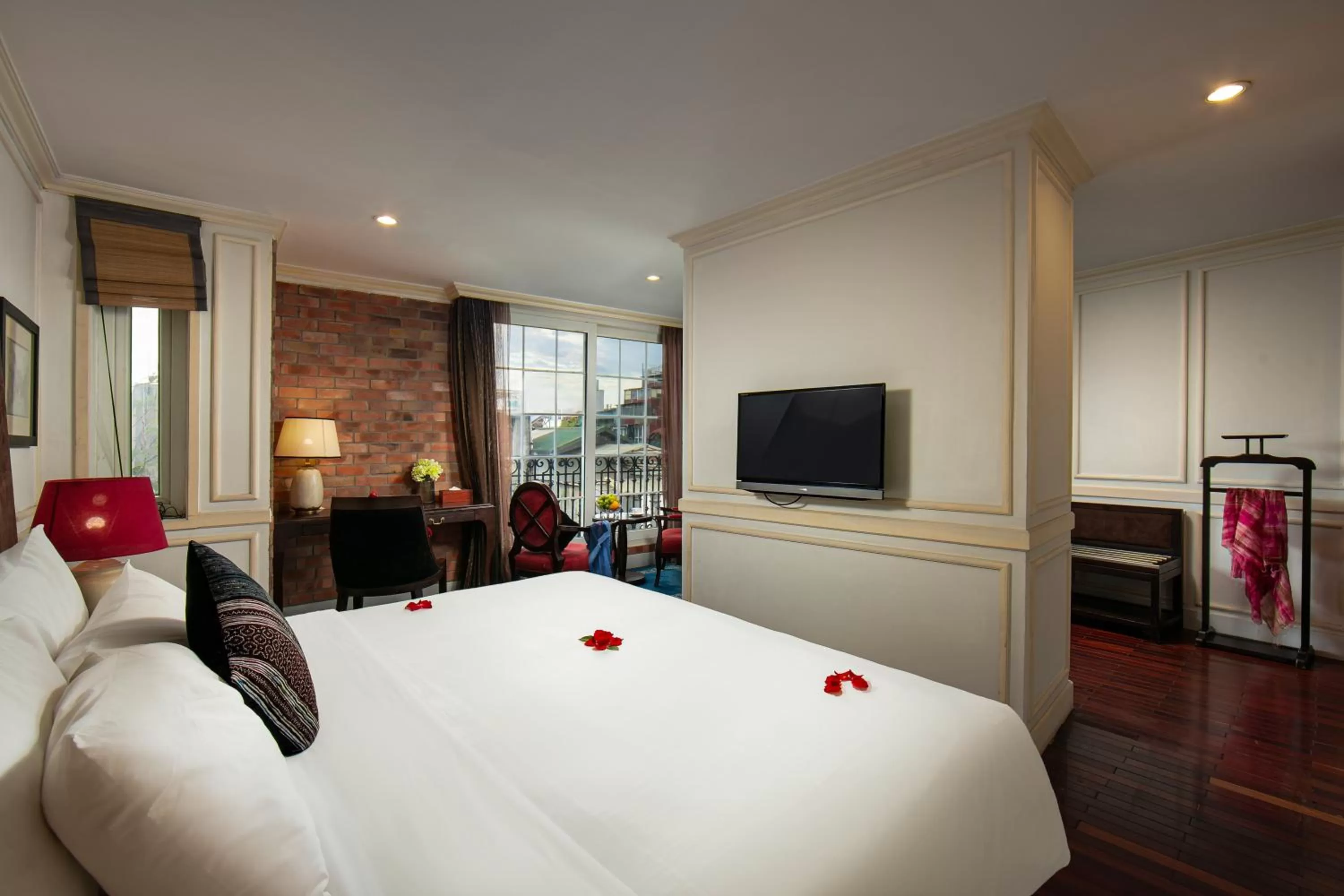 Executive Double or Twin Room with City View in Hanoi Boutique Hotel & Spa