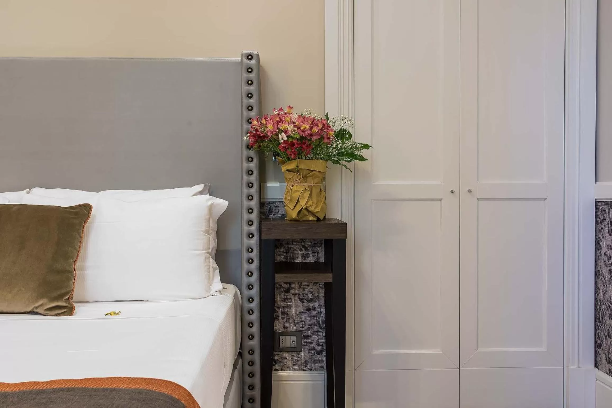 Single Room - French Bed in Fragrance Hotel St. Peter