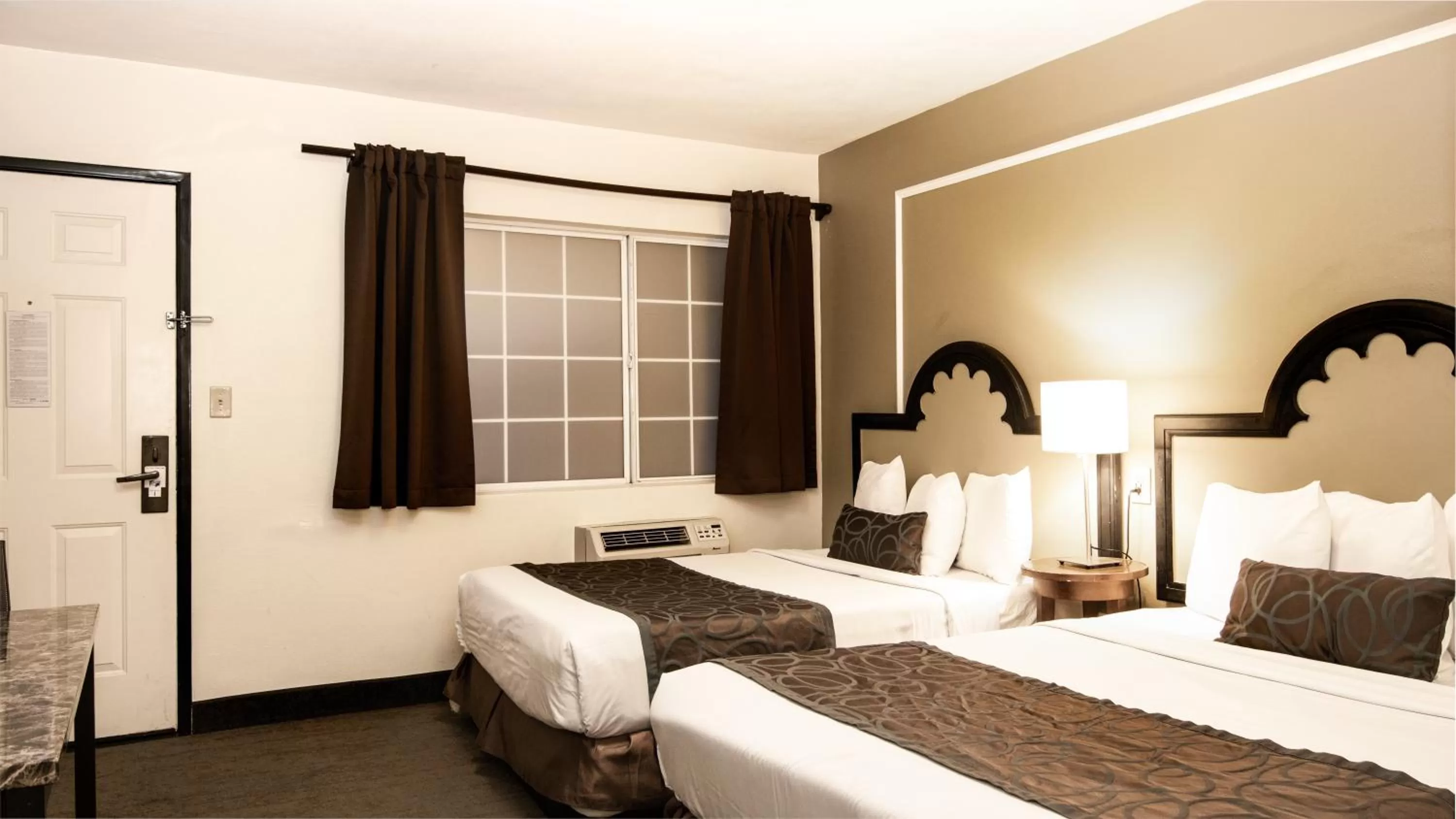 Double Room with Two Double Beds - Non-Smoking in Americas Best Value Inn Rancho Palos Verdes