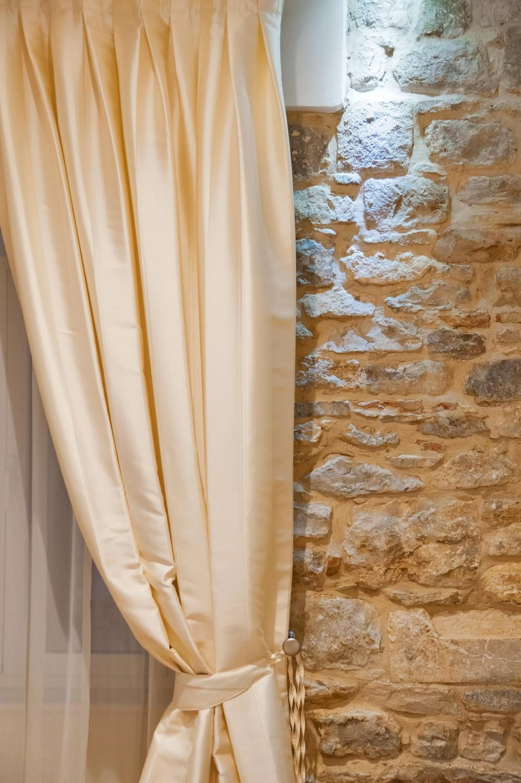 Comfort Double or Twin Room - Ground Floor in Heritage Hotel Antique Split