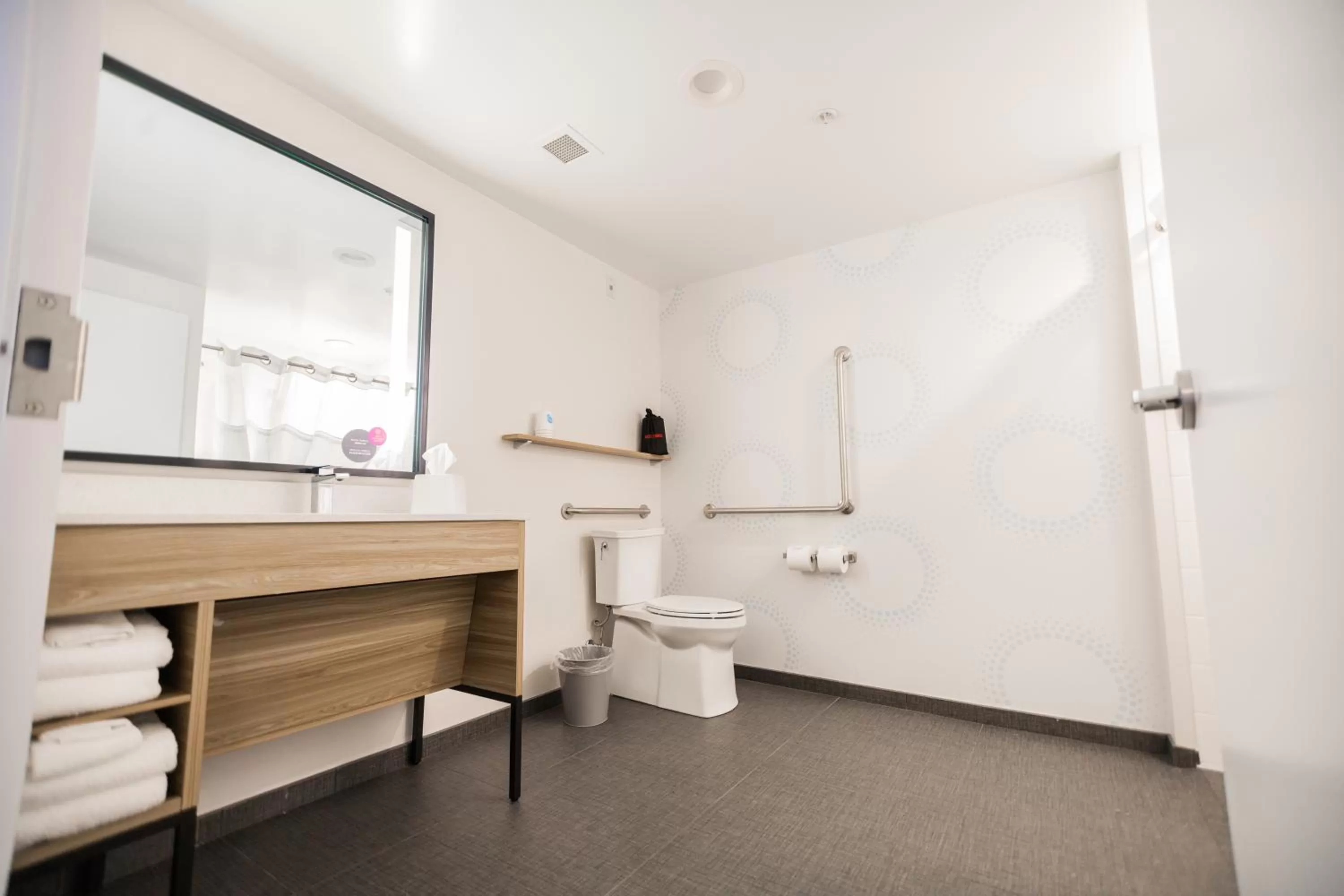 Queen Room with Two Queen Beds - Mobility/Hearing Accessible with Roll-In Shower in Tru By Hilton Yarmouth, Ns