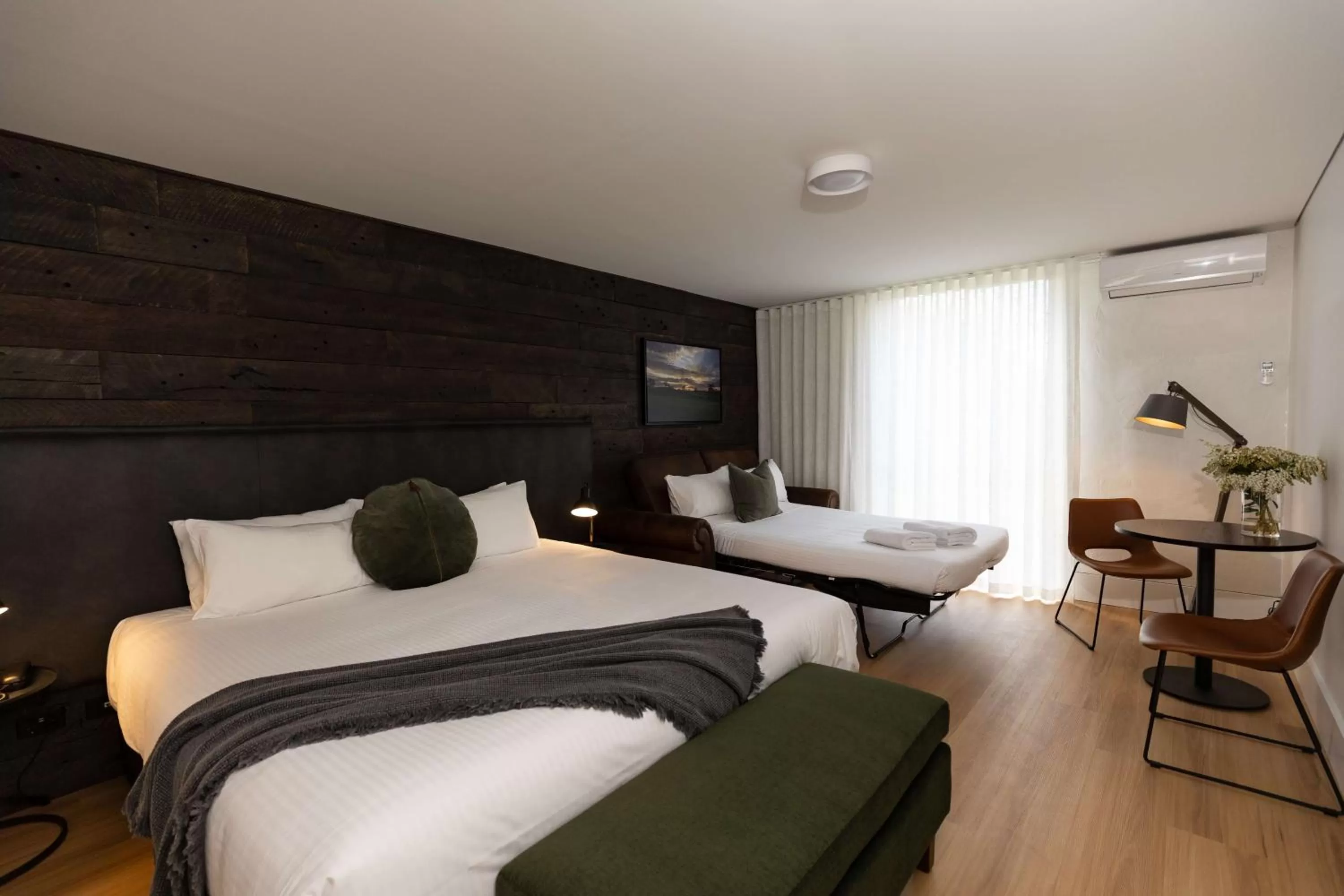 Superior Room in Barossa Weintal Hotel Complex