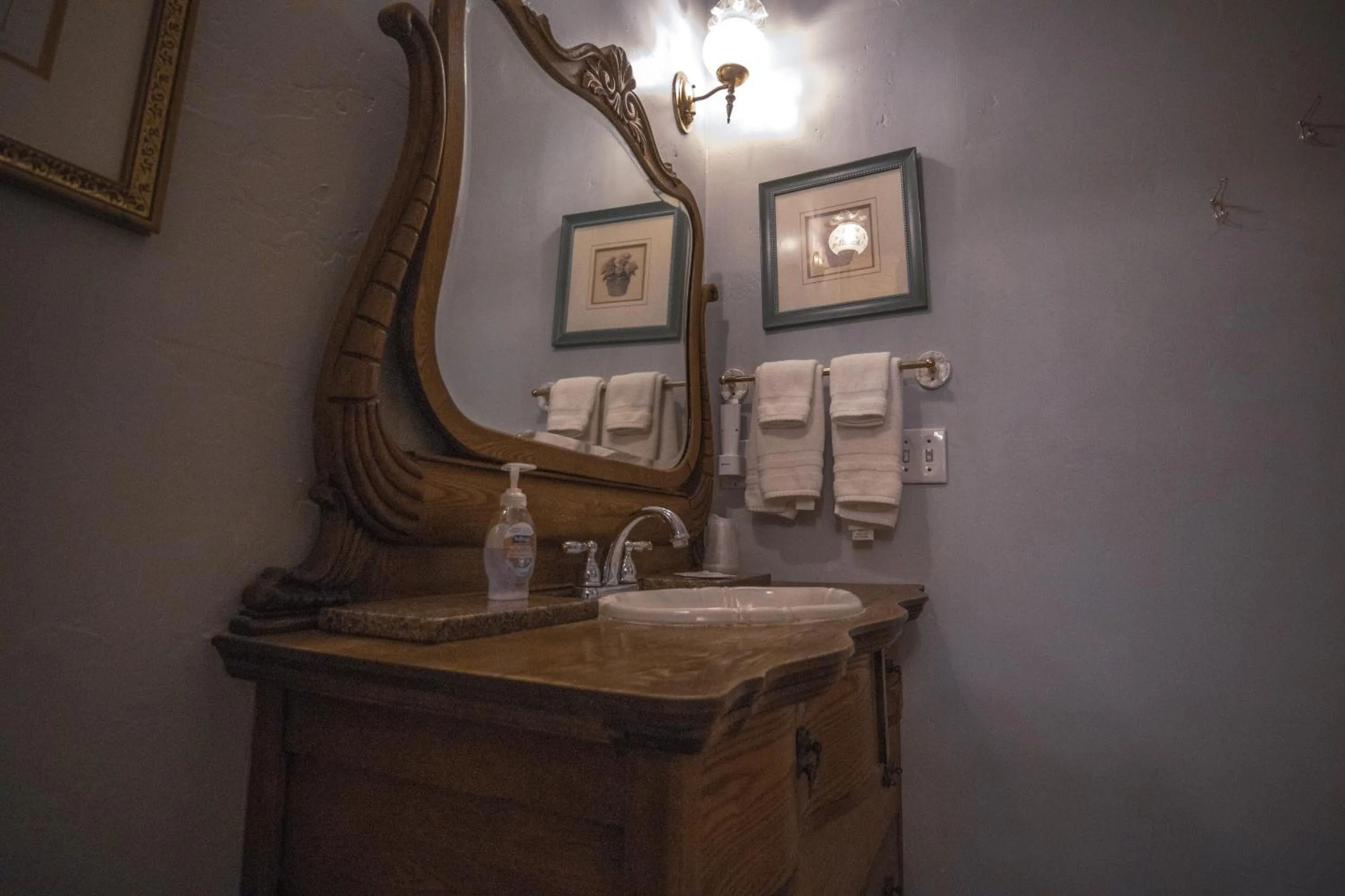 Six-Bedroom House in Tucker Peak Lodge