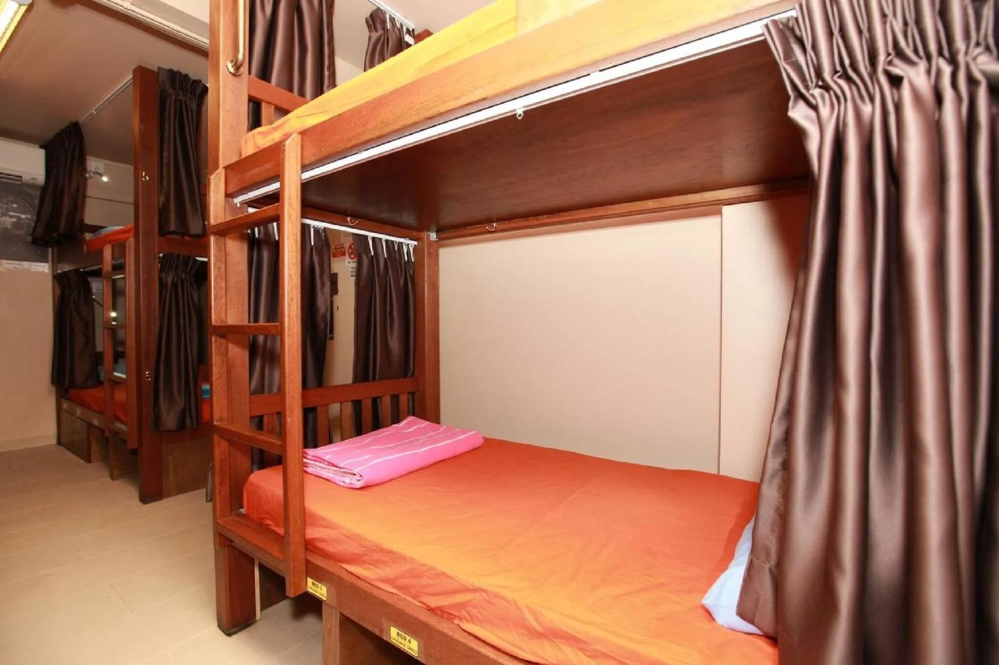 6-Bed Mixed Dormitory Room in K Space Inn 569