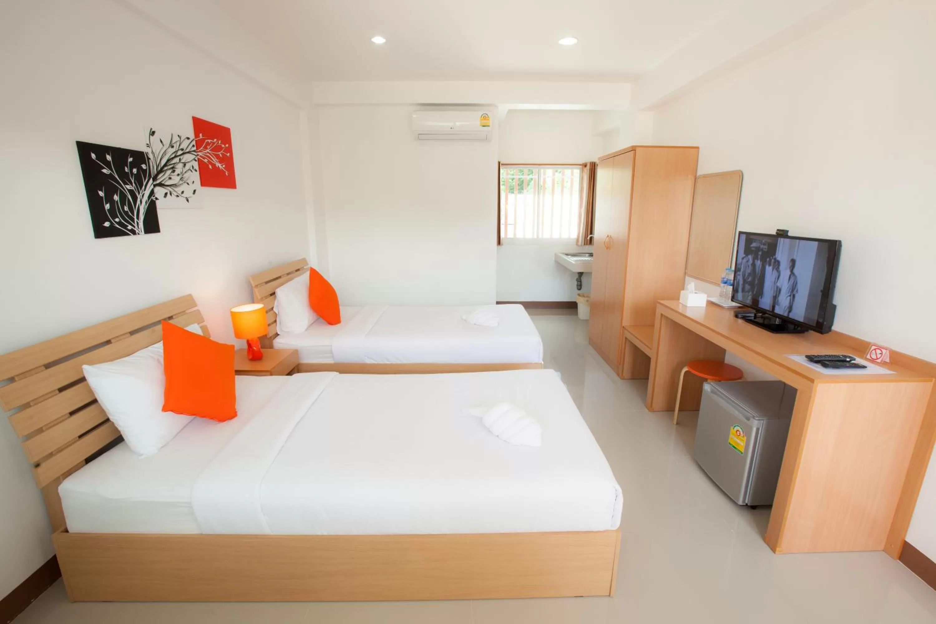 Standard Twin Room in Meesuk ChiangRai Hotel, SHA Certified
