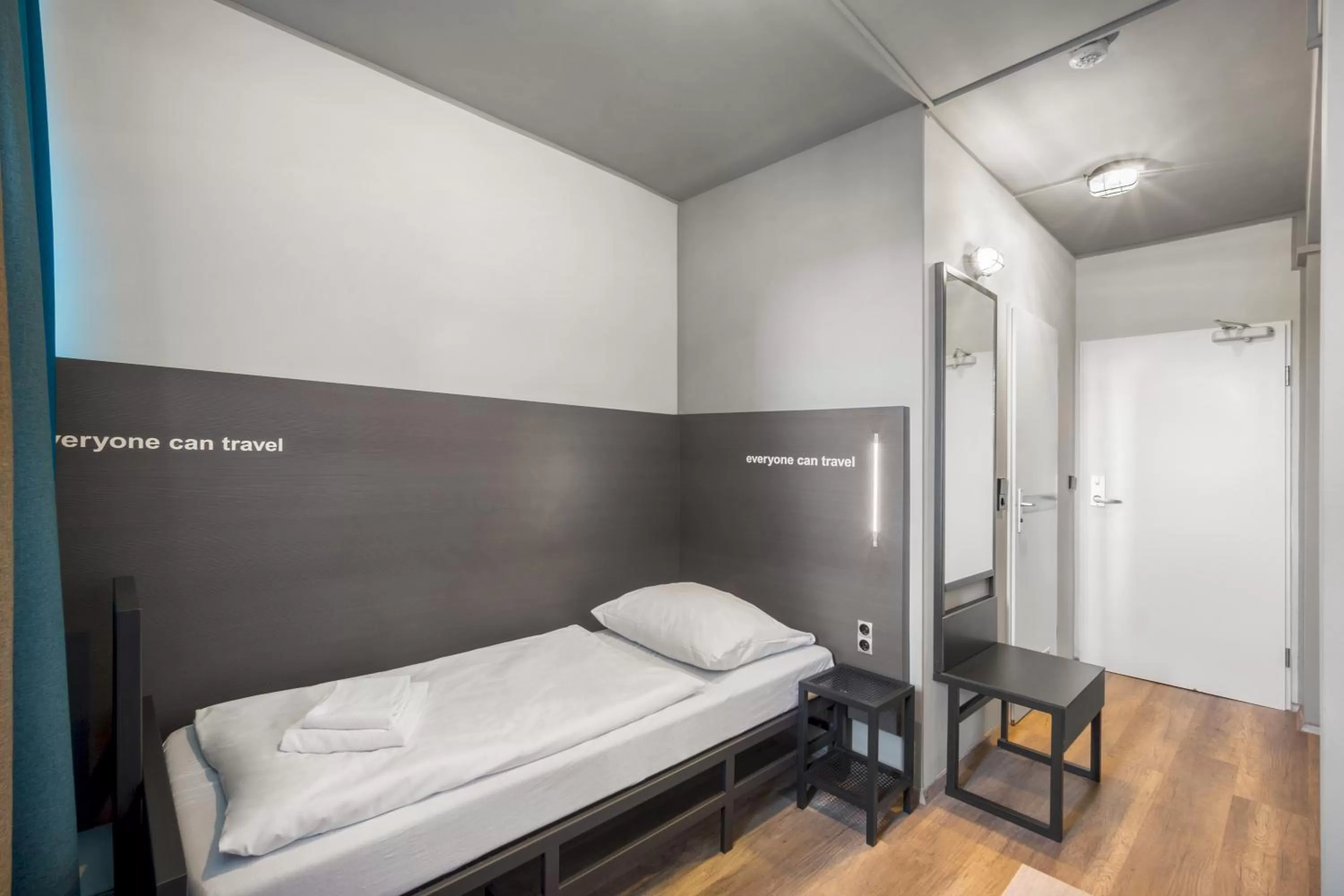 Single Room in a&o Dresden Hauptbahnhof
