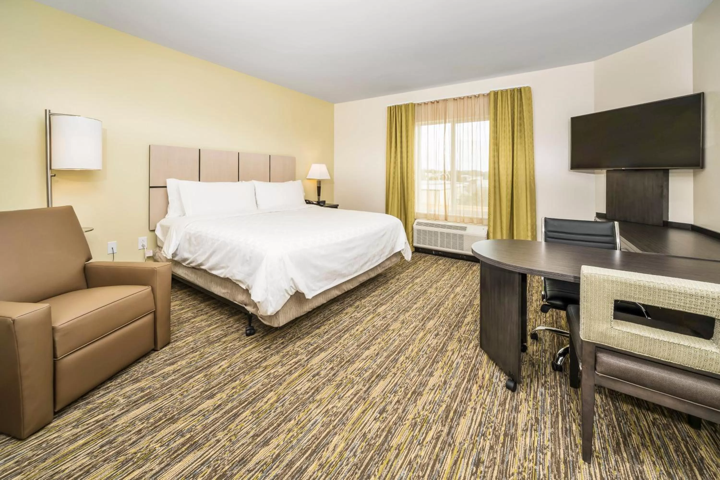 King Studio Suite - Hearing Accessible/Non-Smoking in Candlewood Suites - Ft Walton Bch - Hurlburt Area by IHG