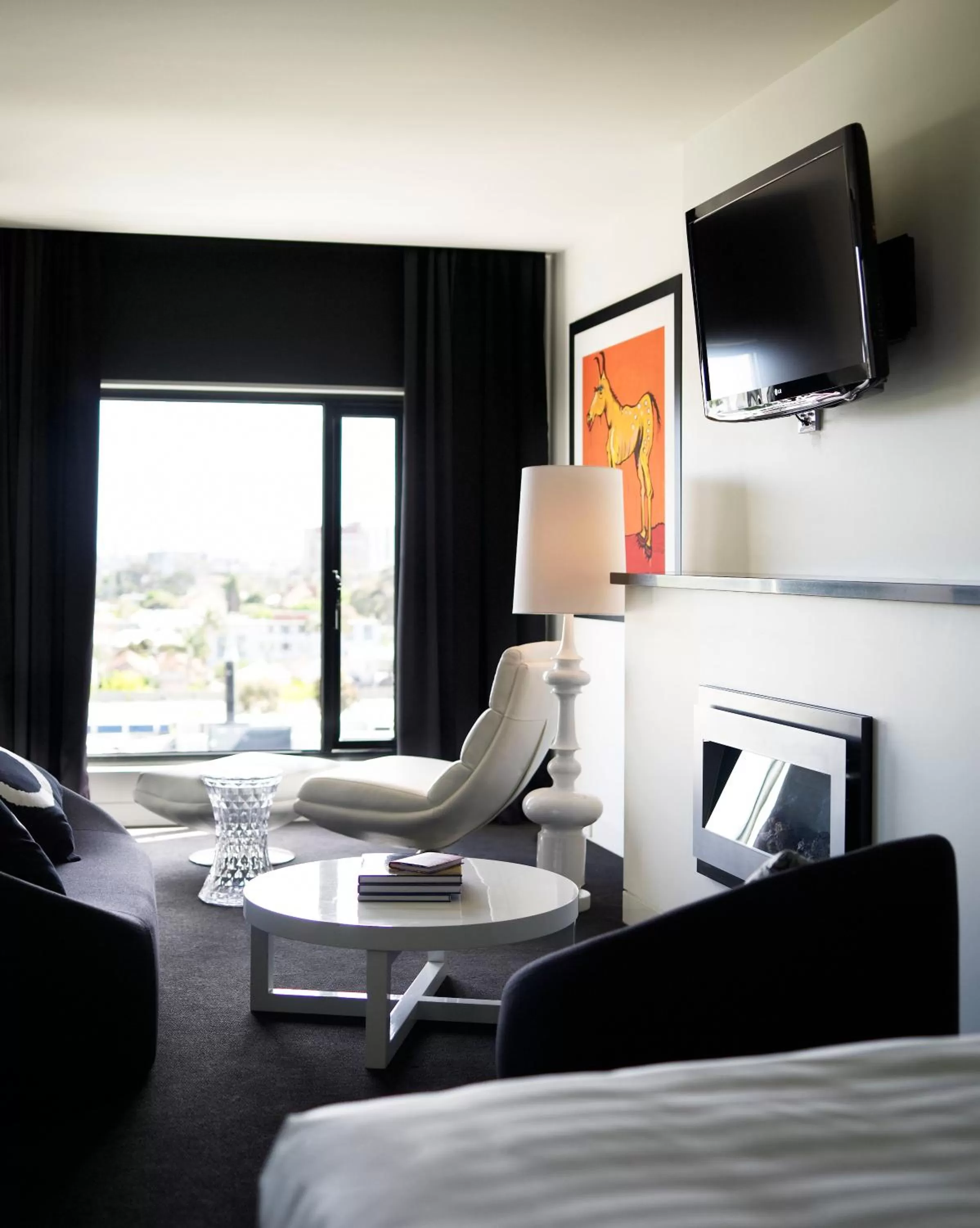Cullen Open Plan Suite in The Cullen Melbourne - Art Series