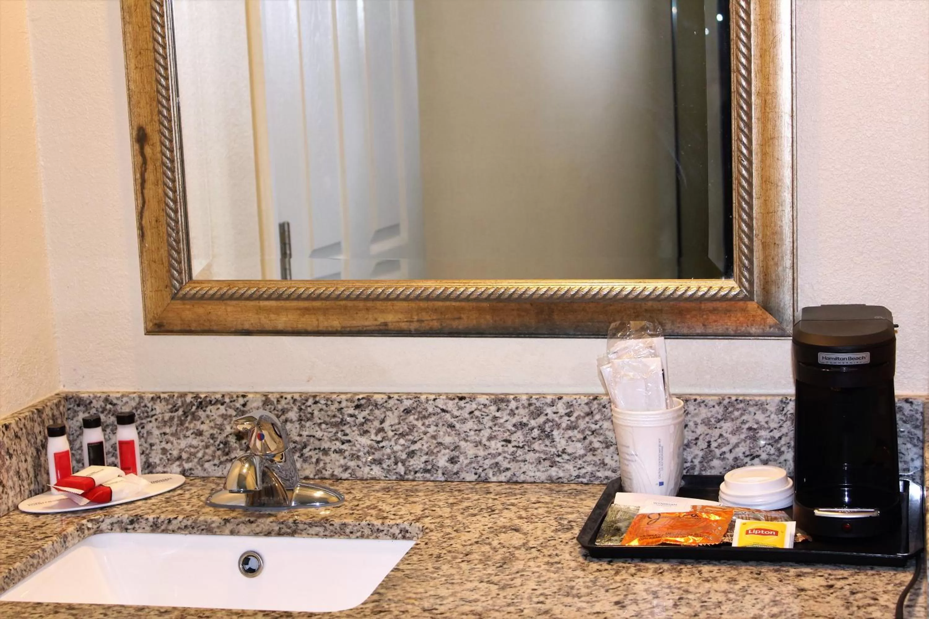 King Room - Non-Smoking in Baymont by Wyndham Newark at University of Delaware