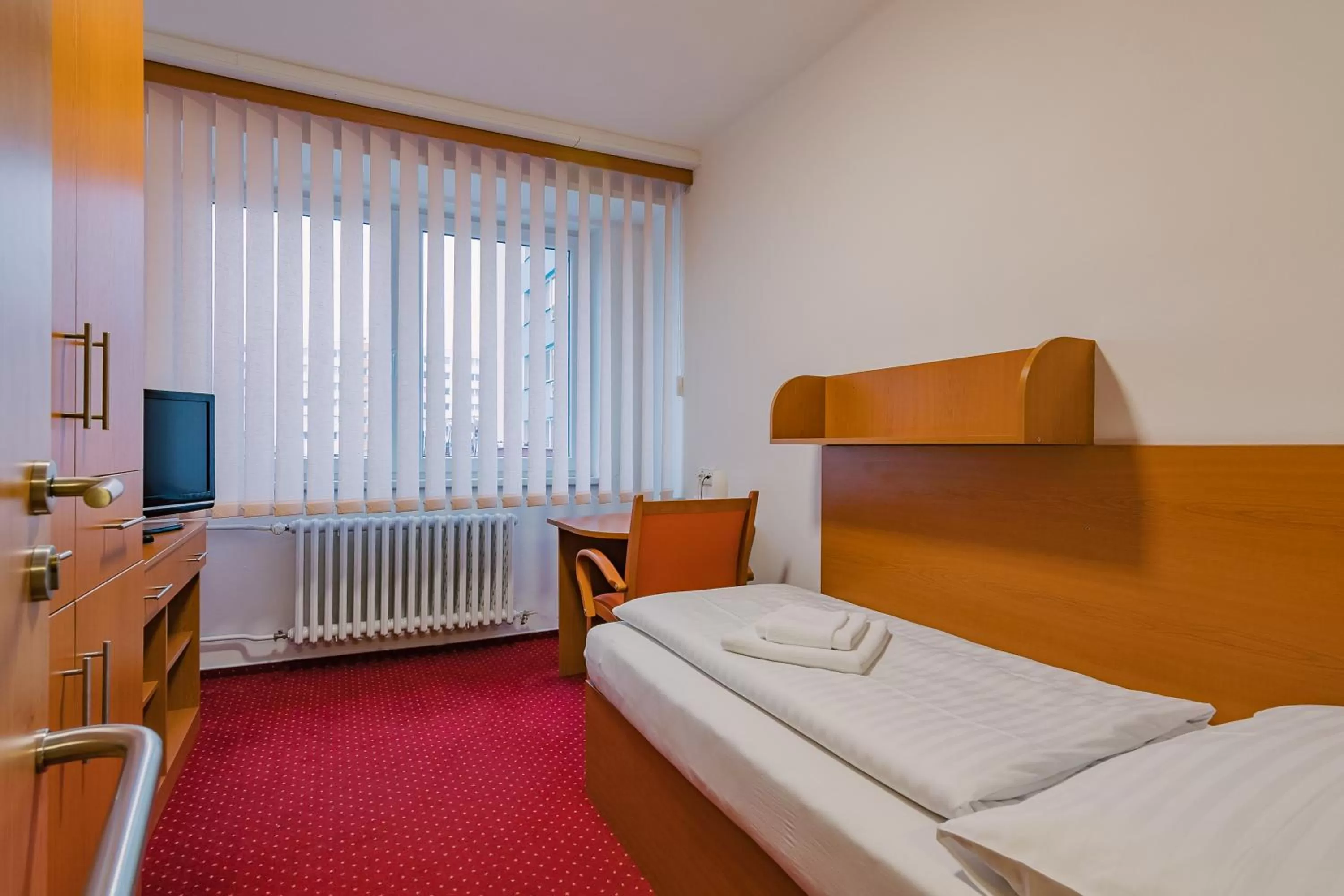 Single Room - single occupancy - Disability Access in Hotel Garni VŠB TUO