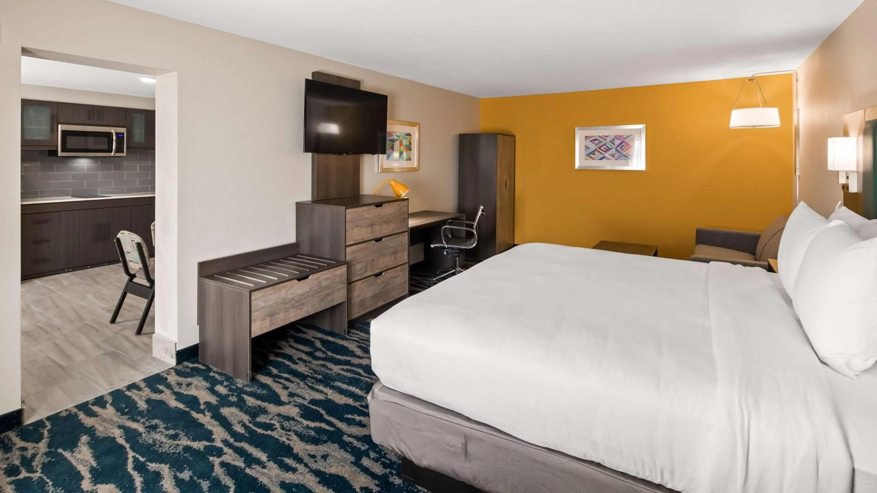 One-Bedroom King Suite in Best Western Plus Executive Residency Nashville