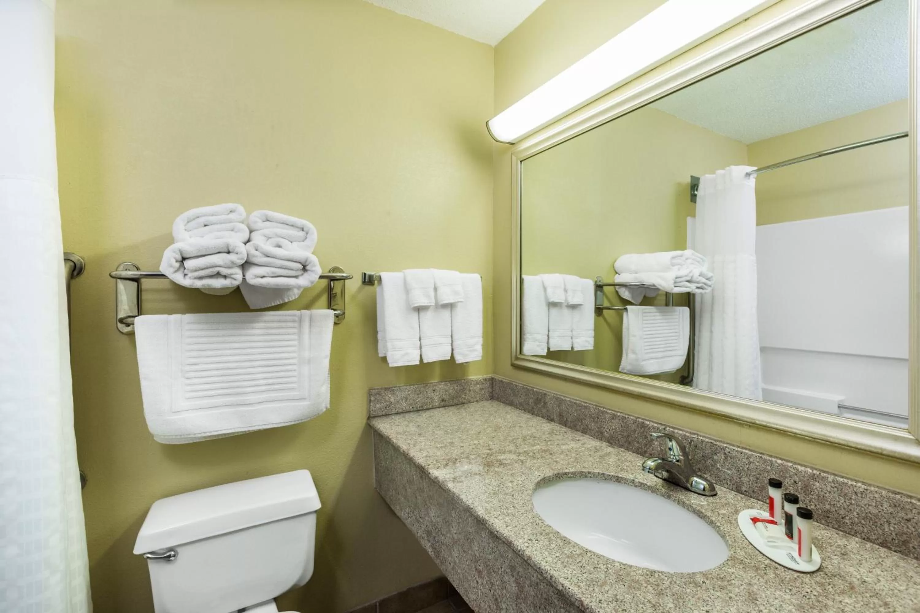 King Studio Suite - Non-Smoking in Baymont by Wyndham Fort Dodge