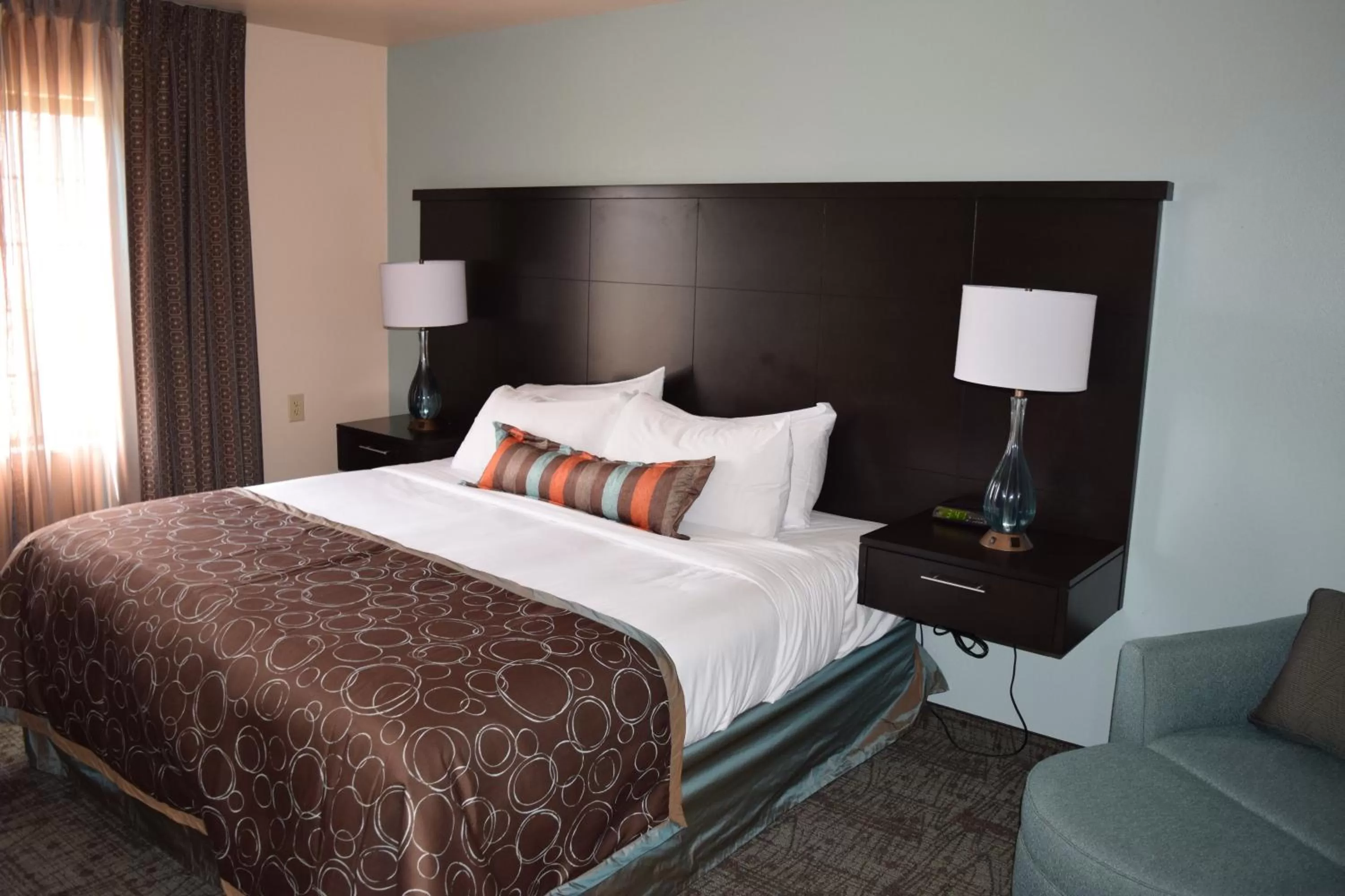 One-Bedroom King Suite in Staybridge Suites Myrtle Beach-Fantasy Harbour by IHG