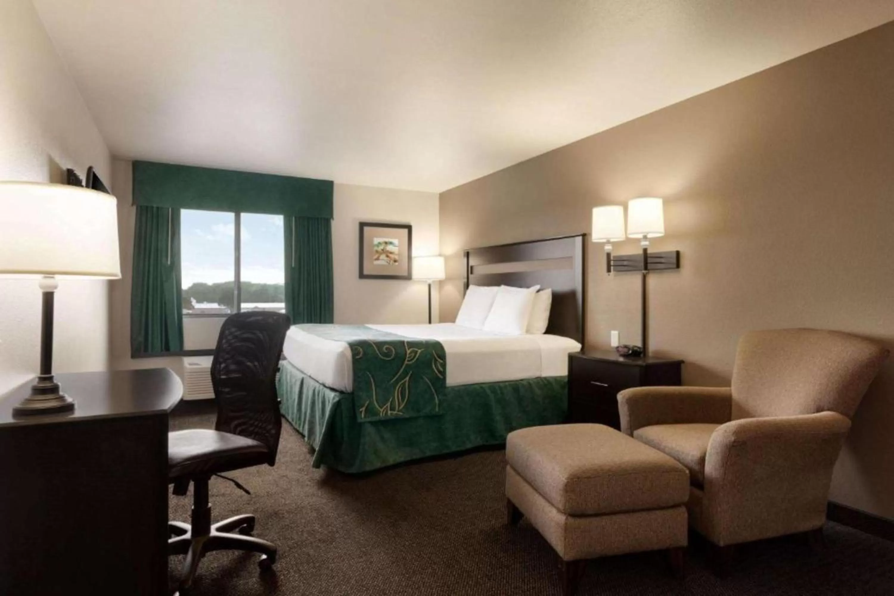 King Room - Mobility Access/Non-Smoking in Baymont by Wyndham Wellington