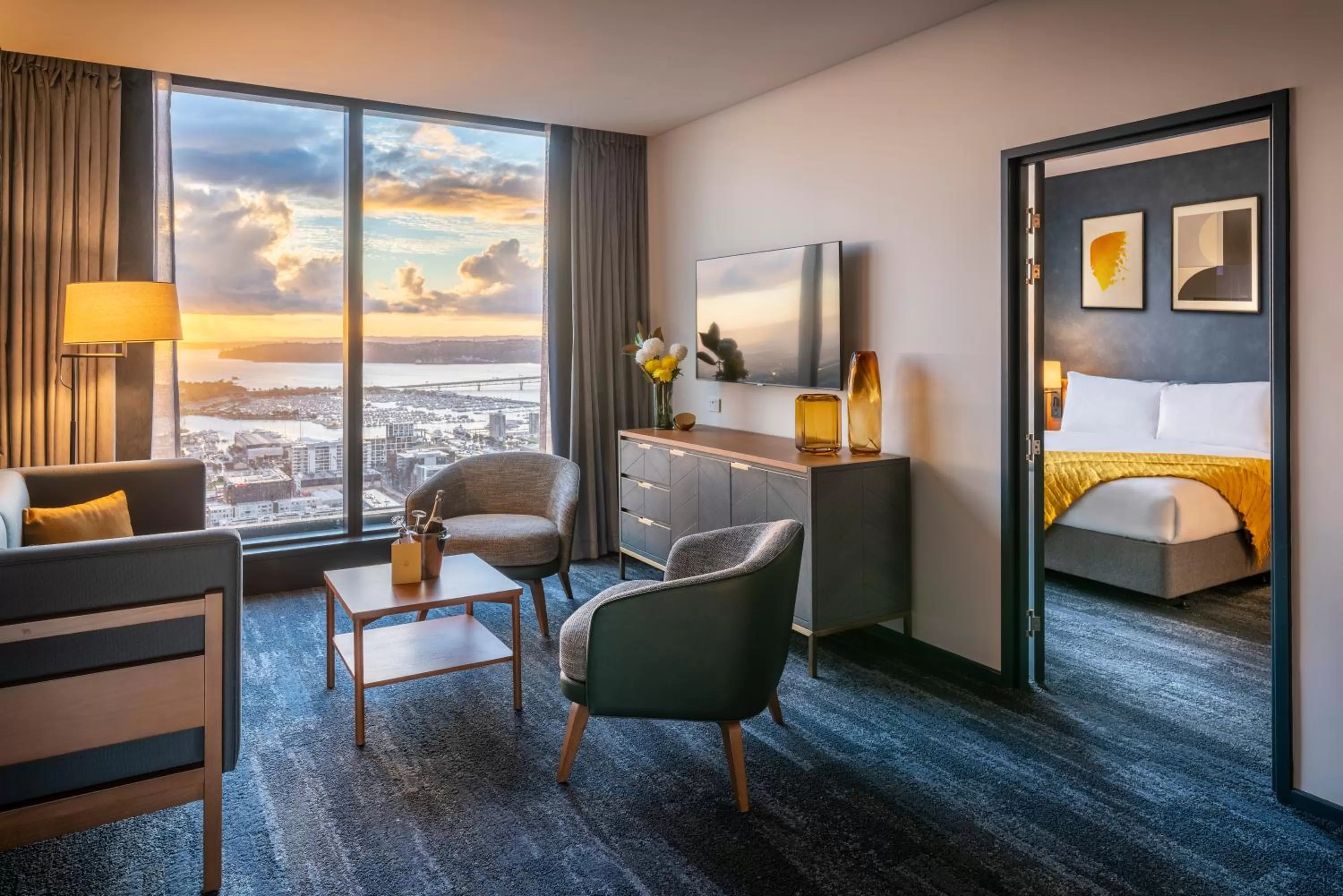 One-Bedroom King Suite with Harbor View in voco Auckland City Centre by IHG