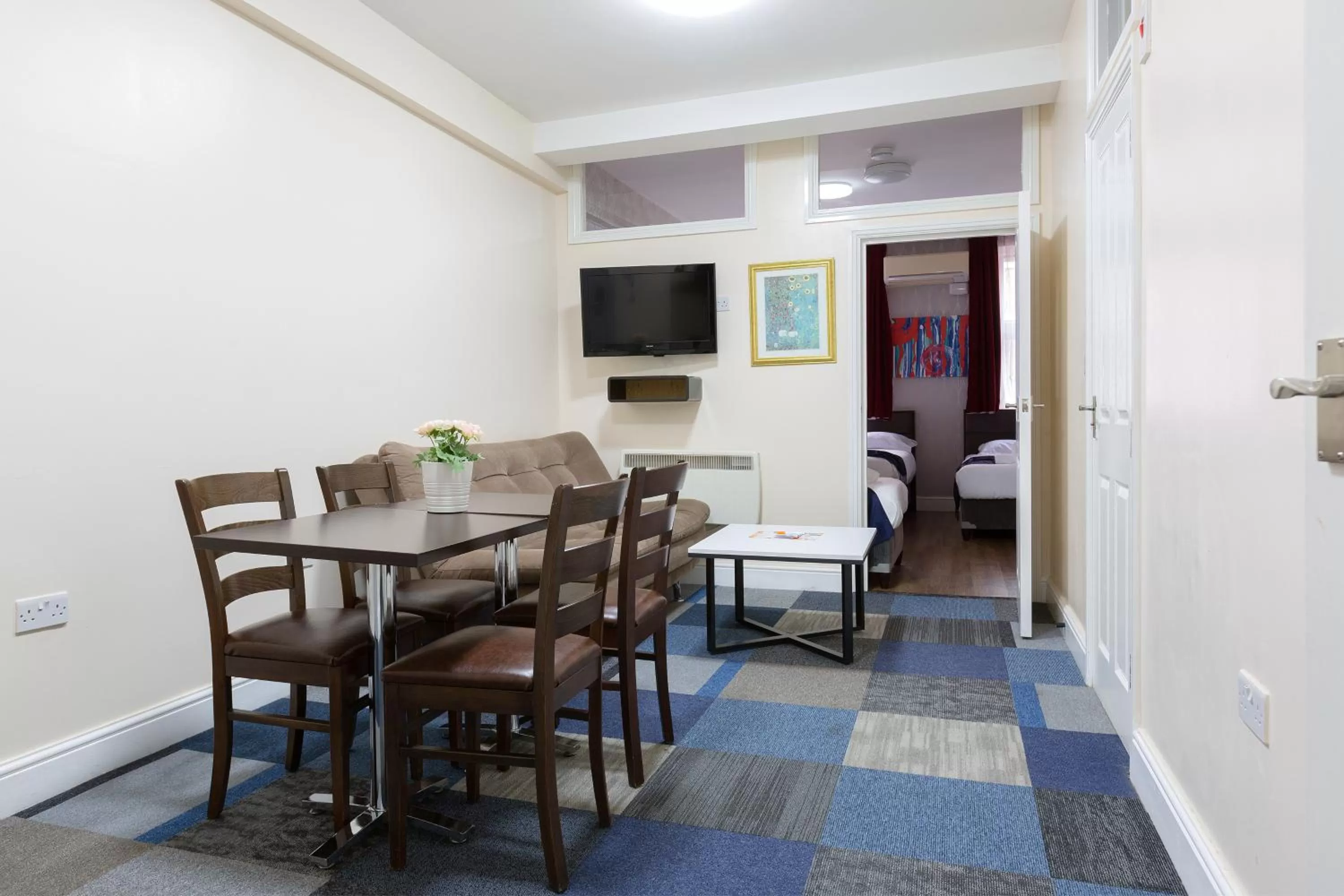 One-Bedroom Superior Apartment in Central Hoxton Shoreditch