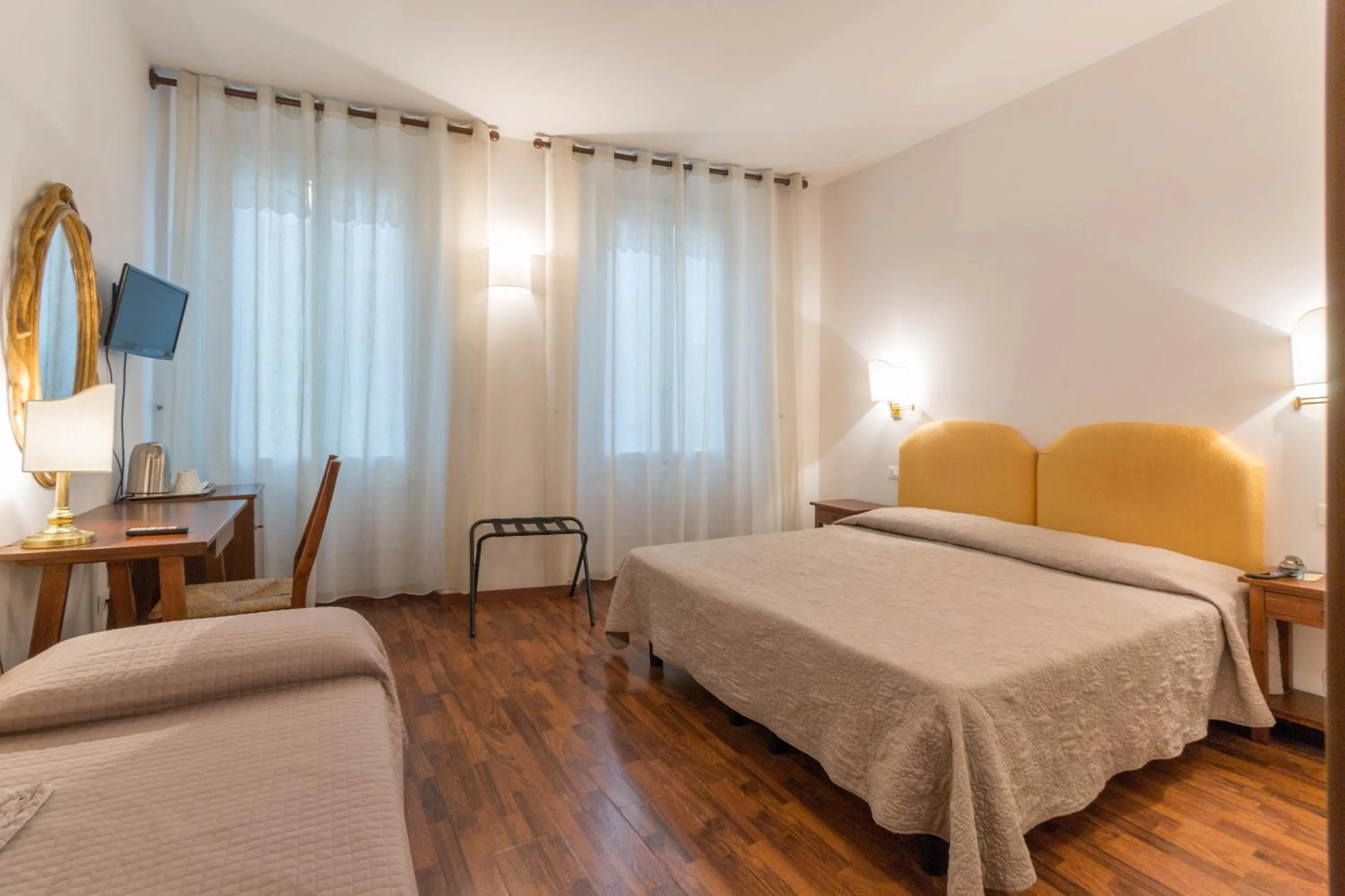 Triple Room in Hotel Rex