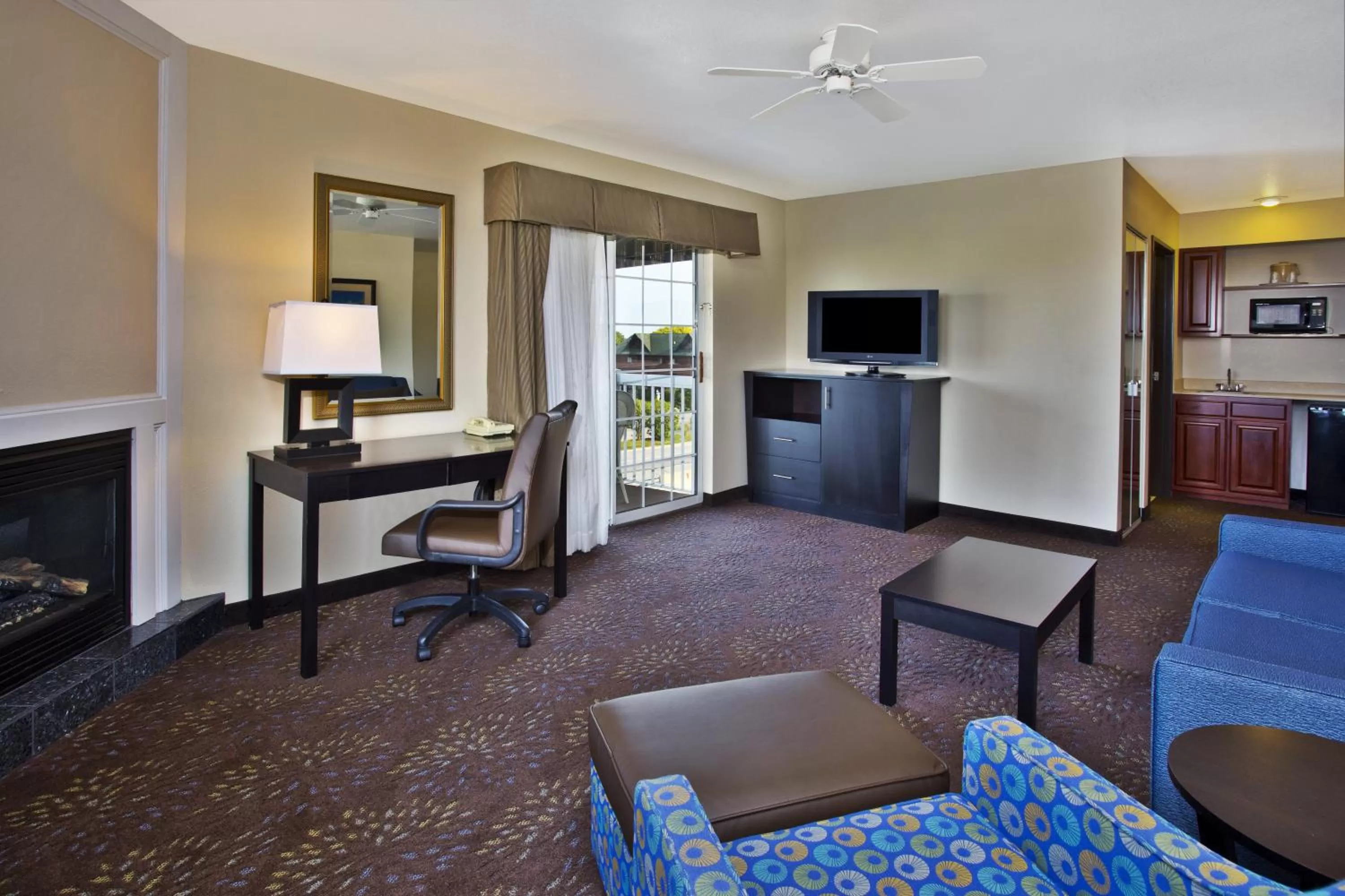 Suite - Non-Smoking in Holiday Inn Express Mackinaw City by IHG