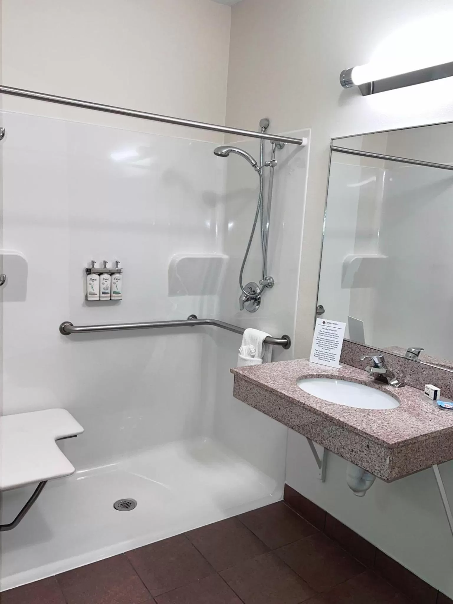 Queen Studio Suite with Bath Tub - Mobility Accessible - Non-Smoking in Candlewood Suites Olathe by IHG