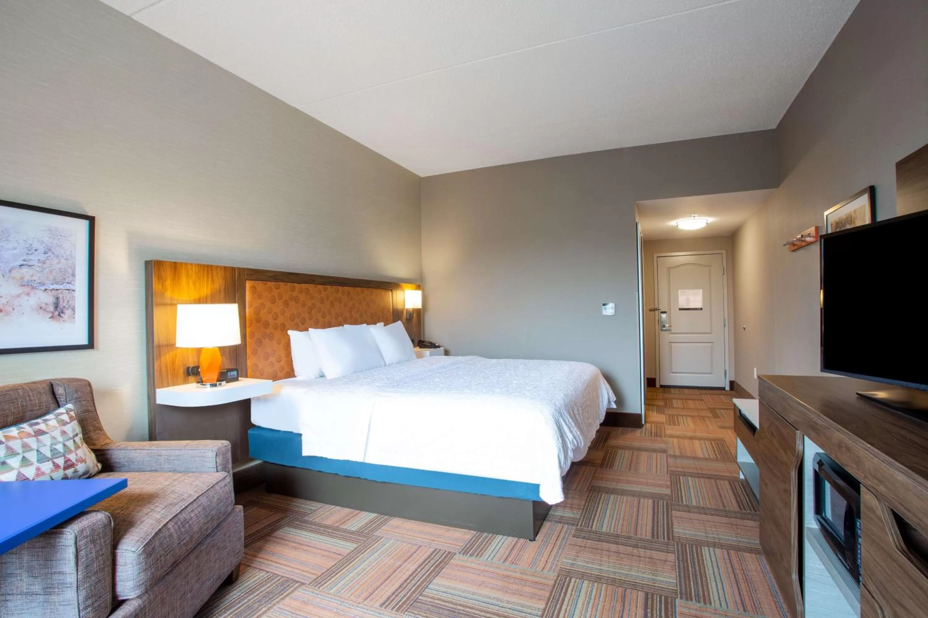 King Room - Hearing Access/Non-Smoking in Hampton Inn Watertown