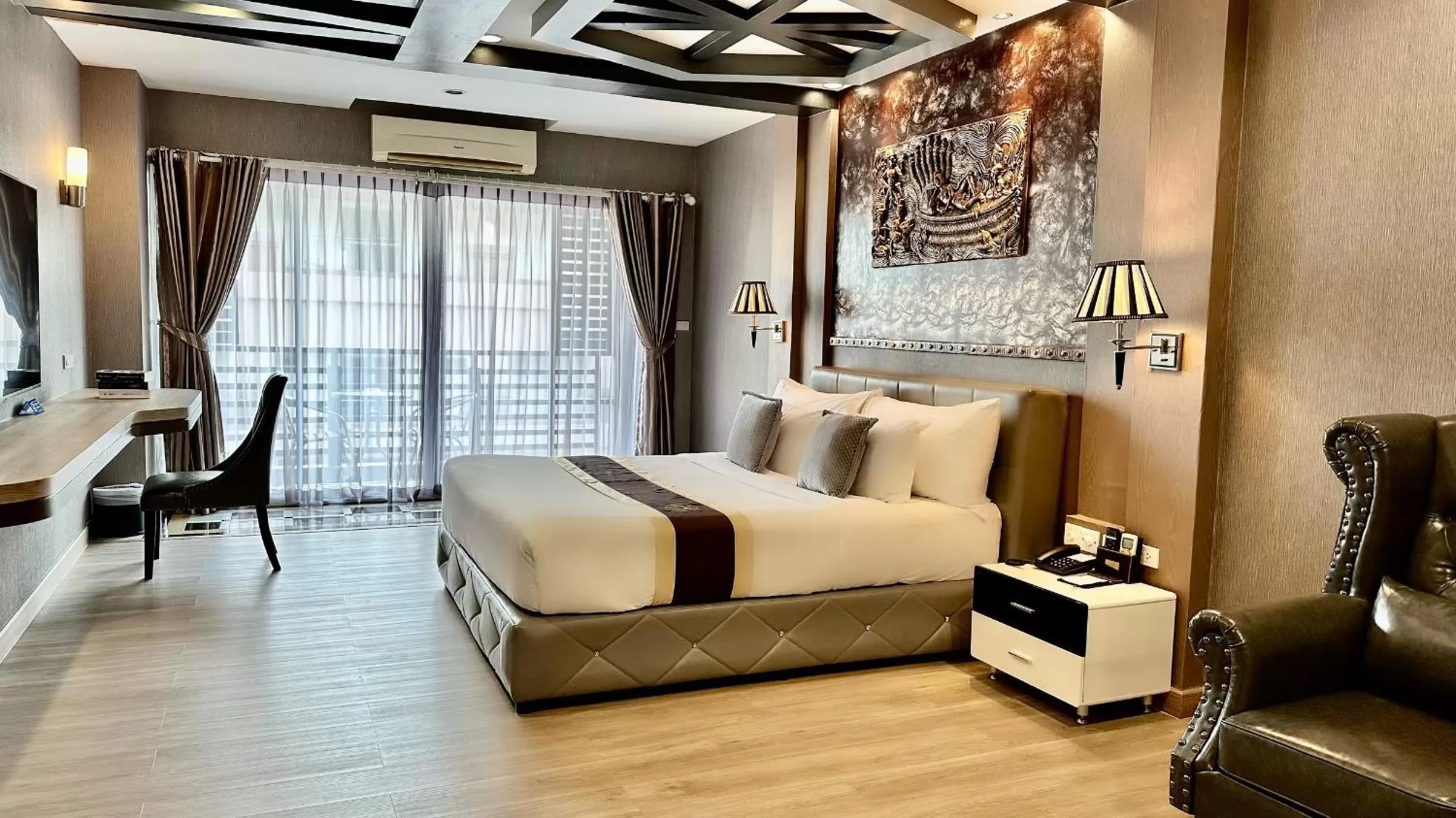 Deluxe Suite in KTK Pattaya Hotel & Residence