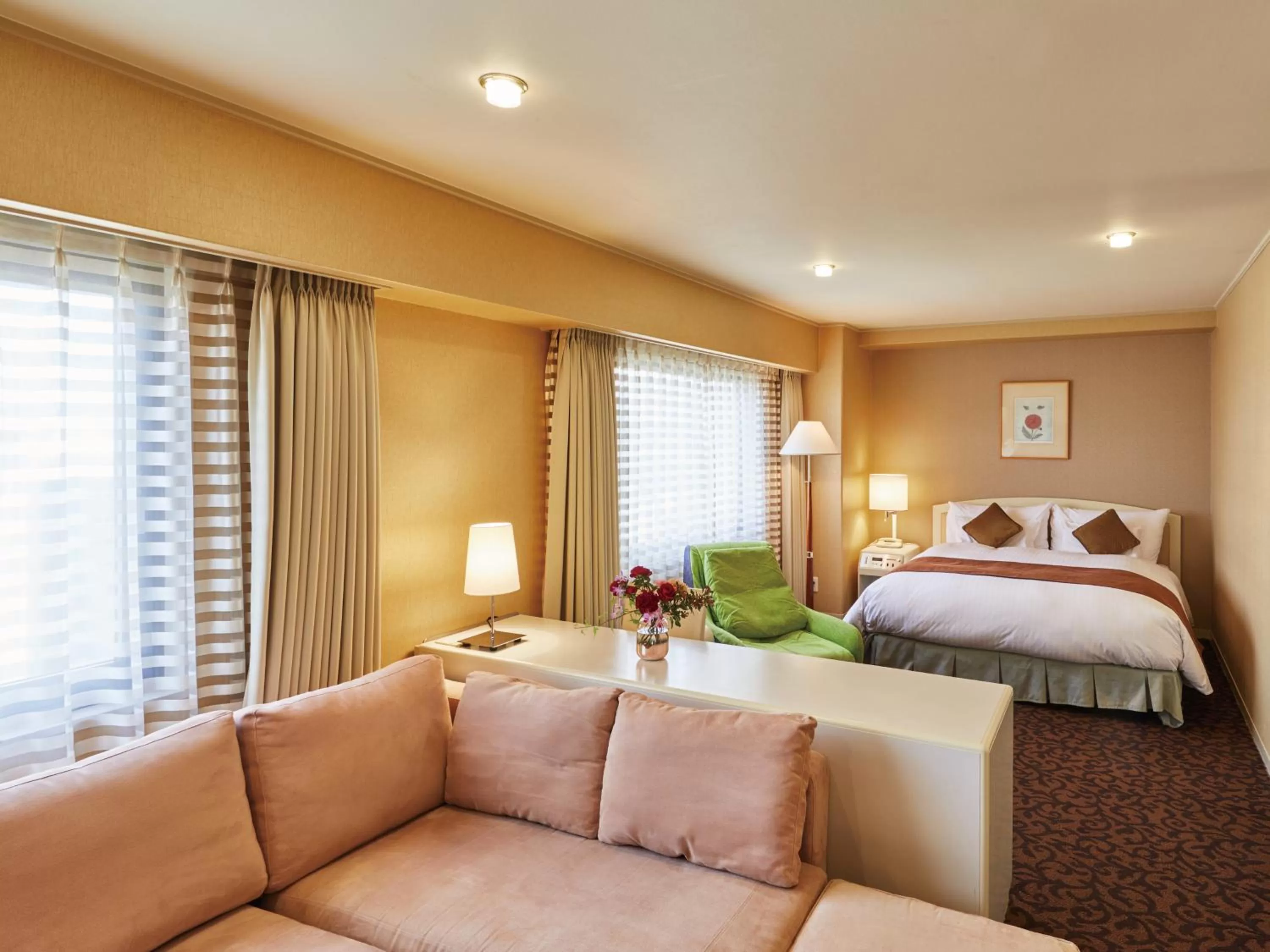 Junior Suite - Non-Smoking in Hotel Agora Osaka Moriguchi