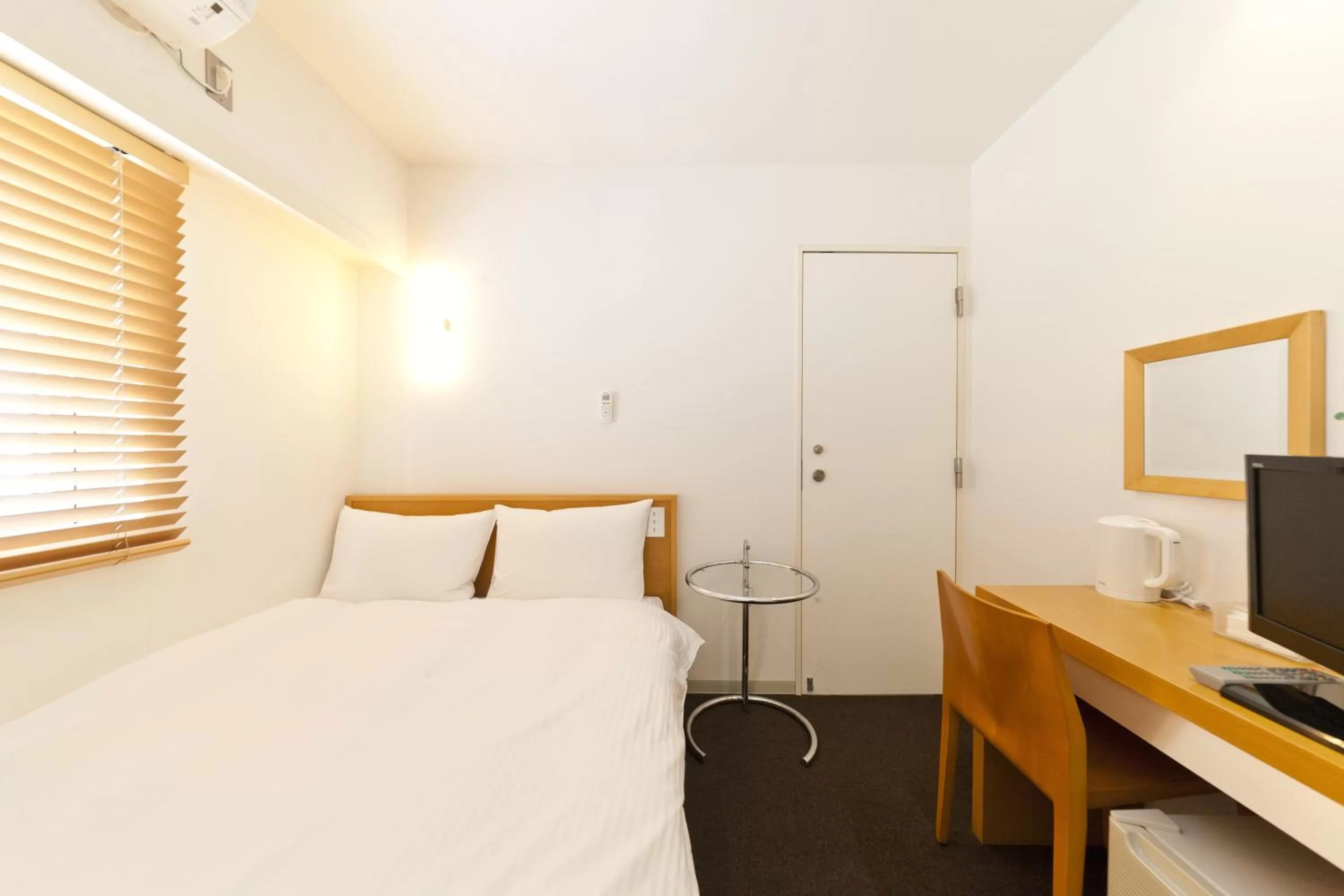 Double Room - Non-Smoking  in 7 Days Hotel