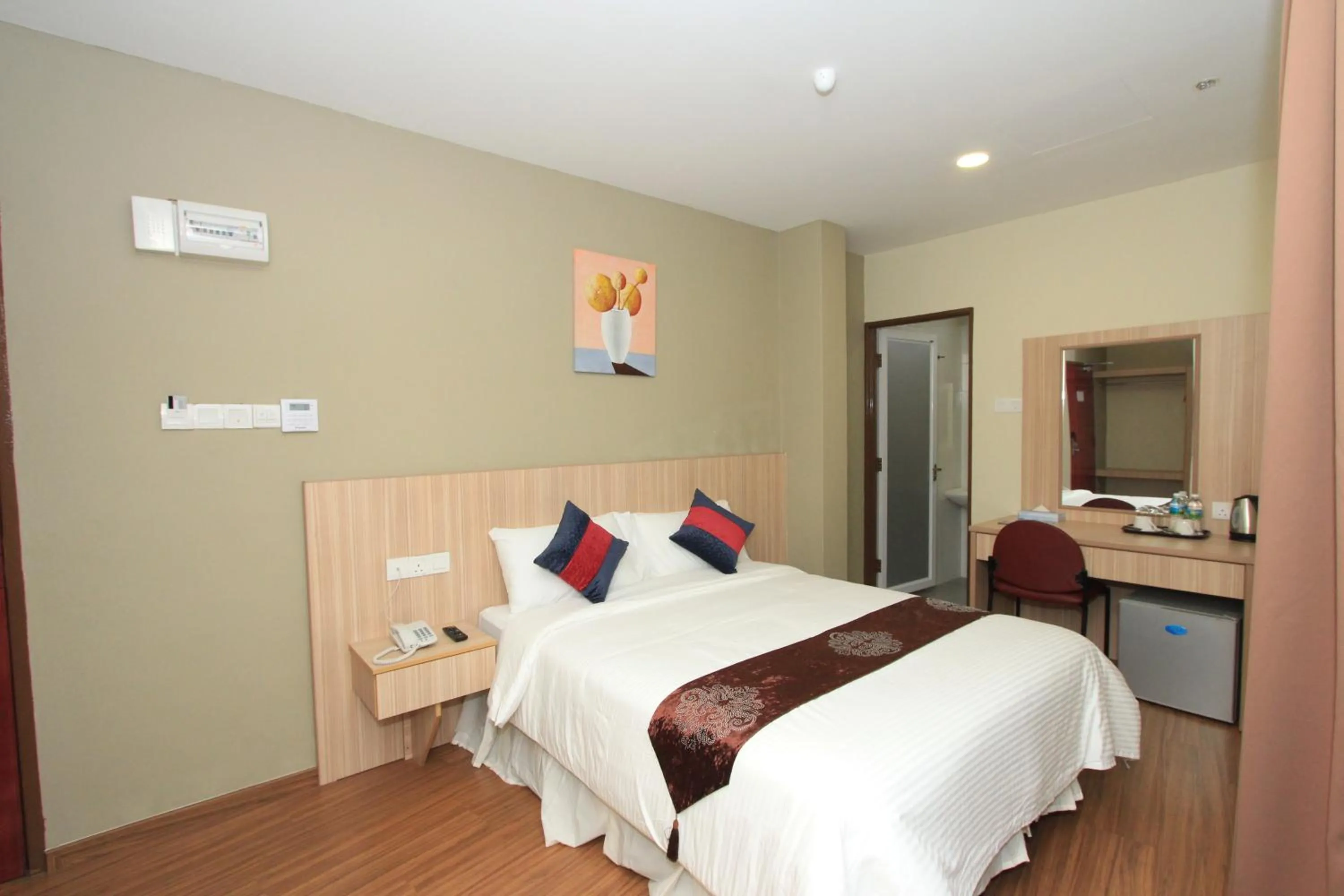Deluxe Double Room in Veer Hotel