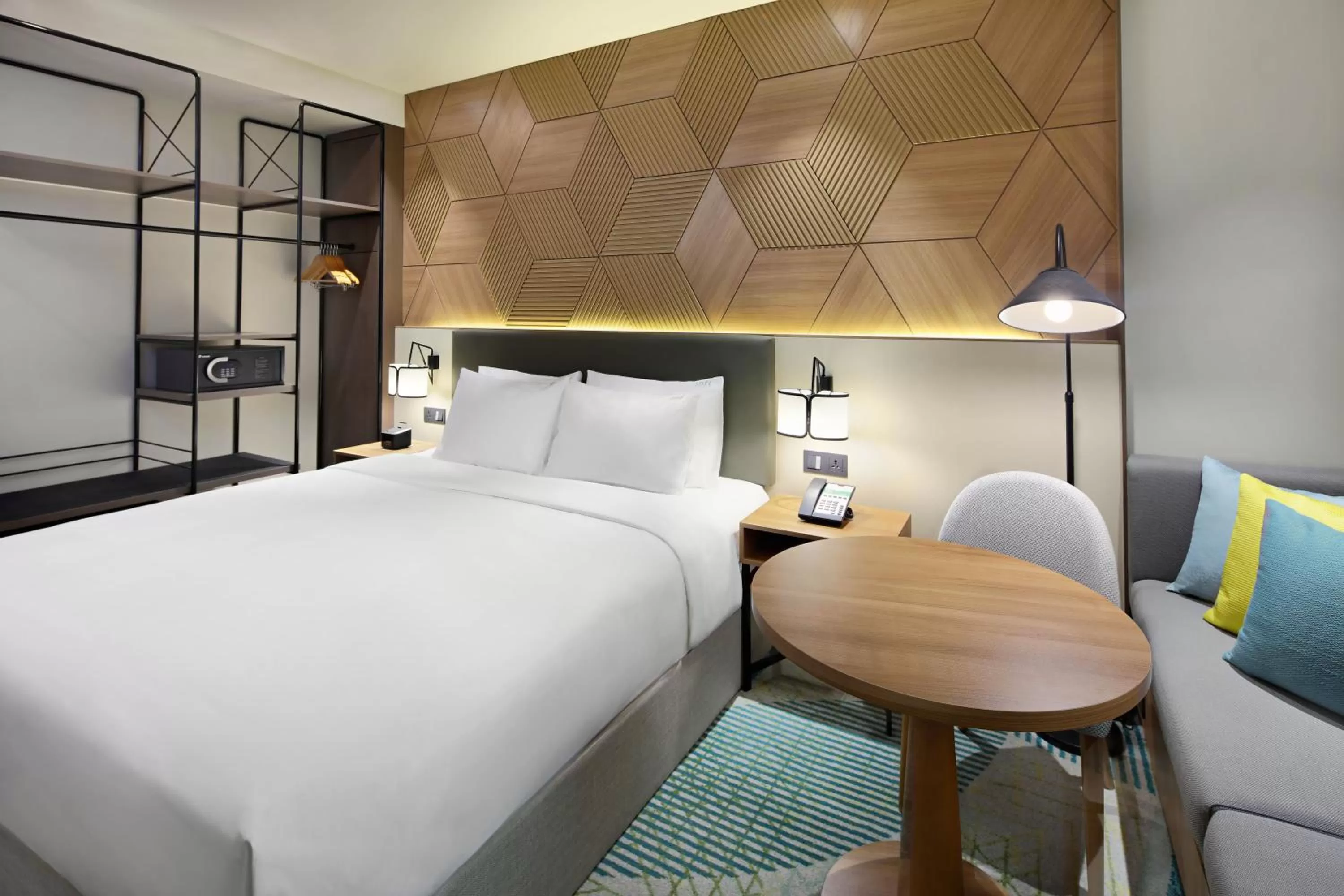 Standard Room in Holiday Inn Cebu City by IHG