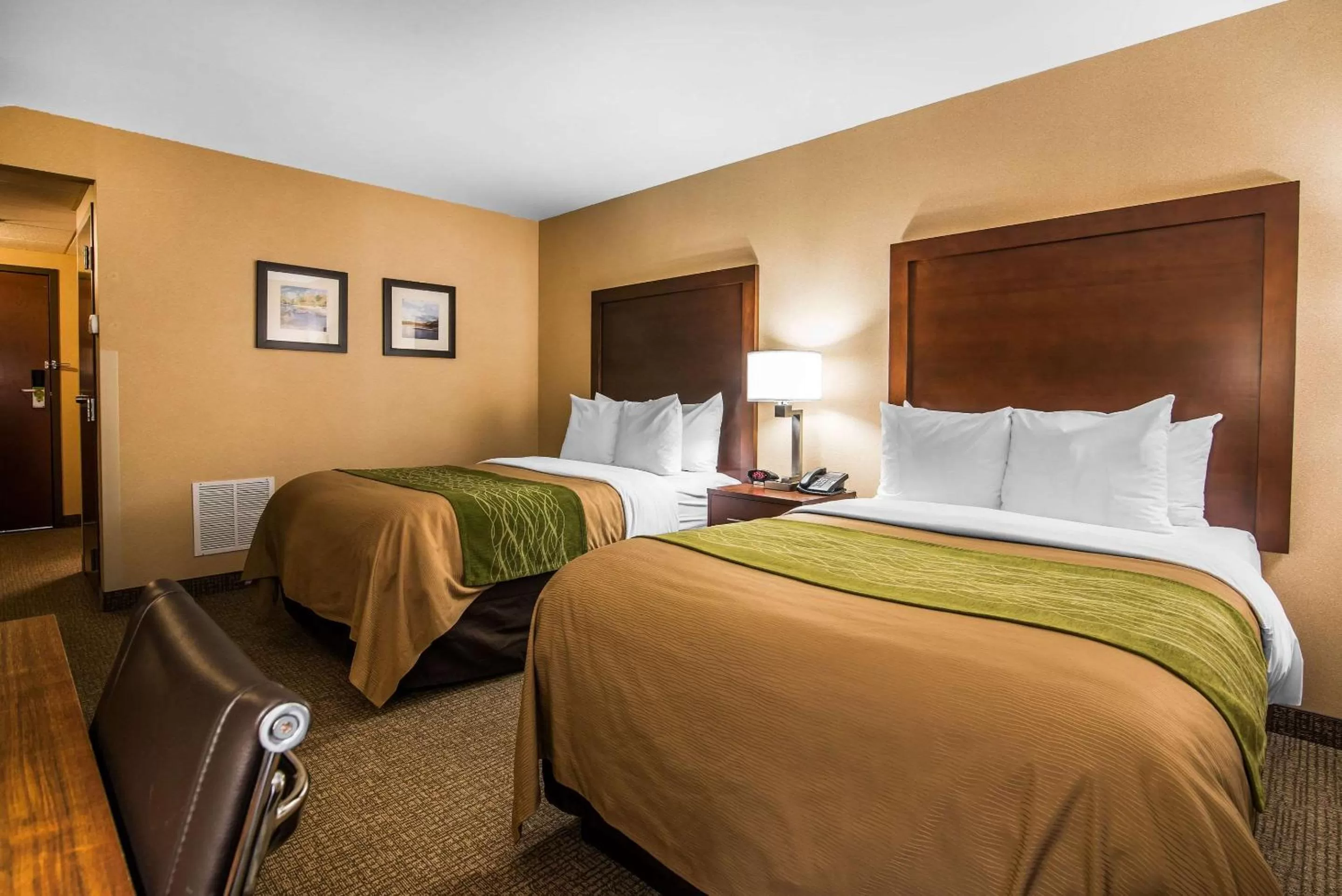 Double Room with Two Double Beds and Roll-In Shower - Accessible/Non-Smoking in Quality Inn & Suites Towanda