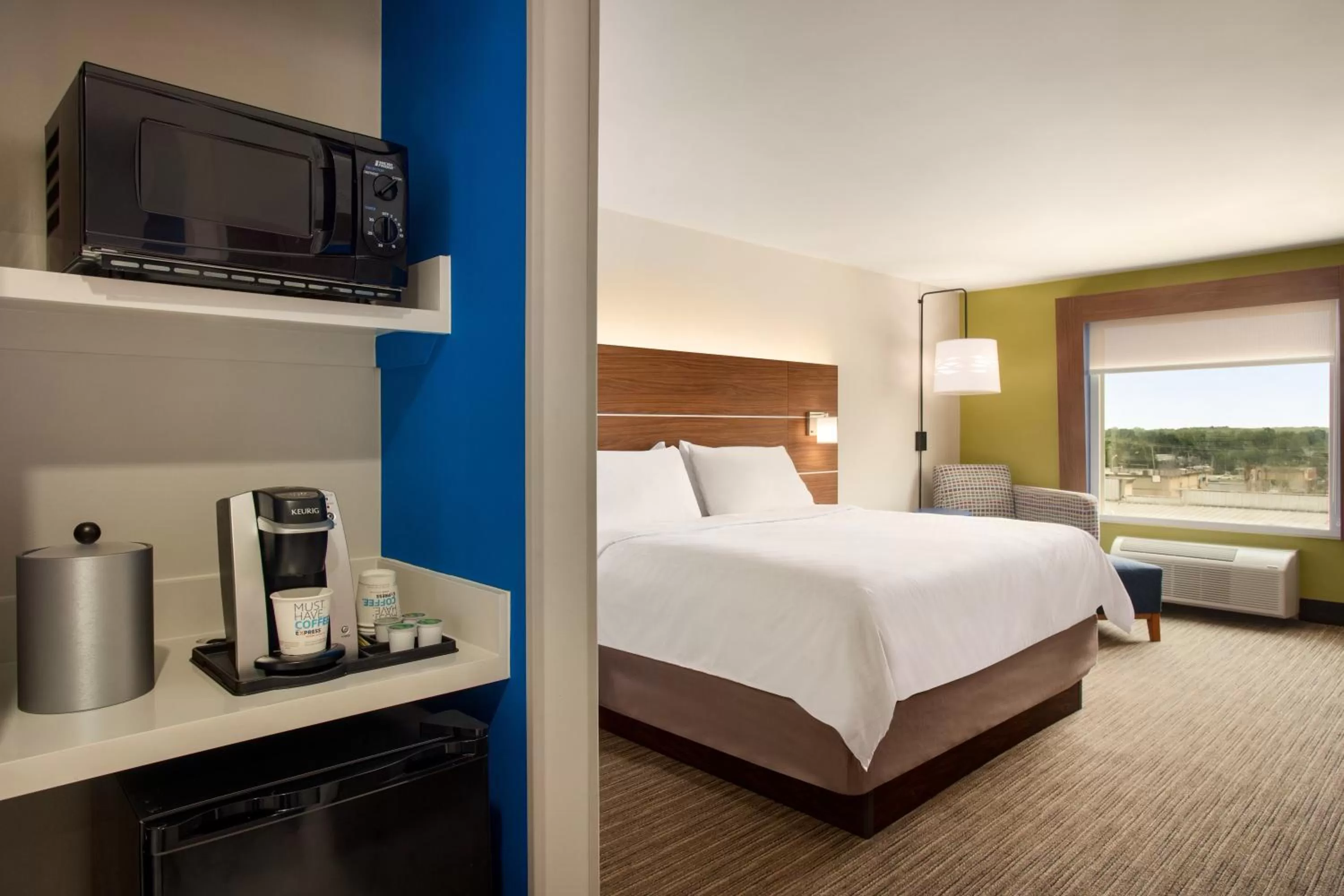Standard King Room in Holiday Inn Express & Suites Searcy by IHG