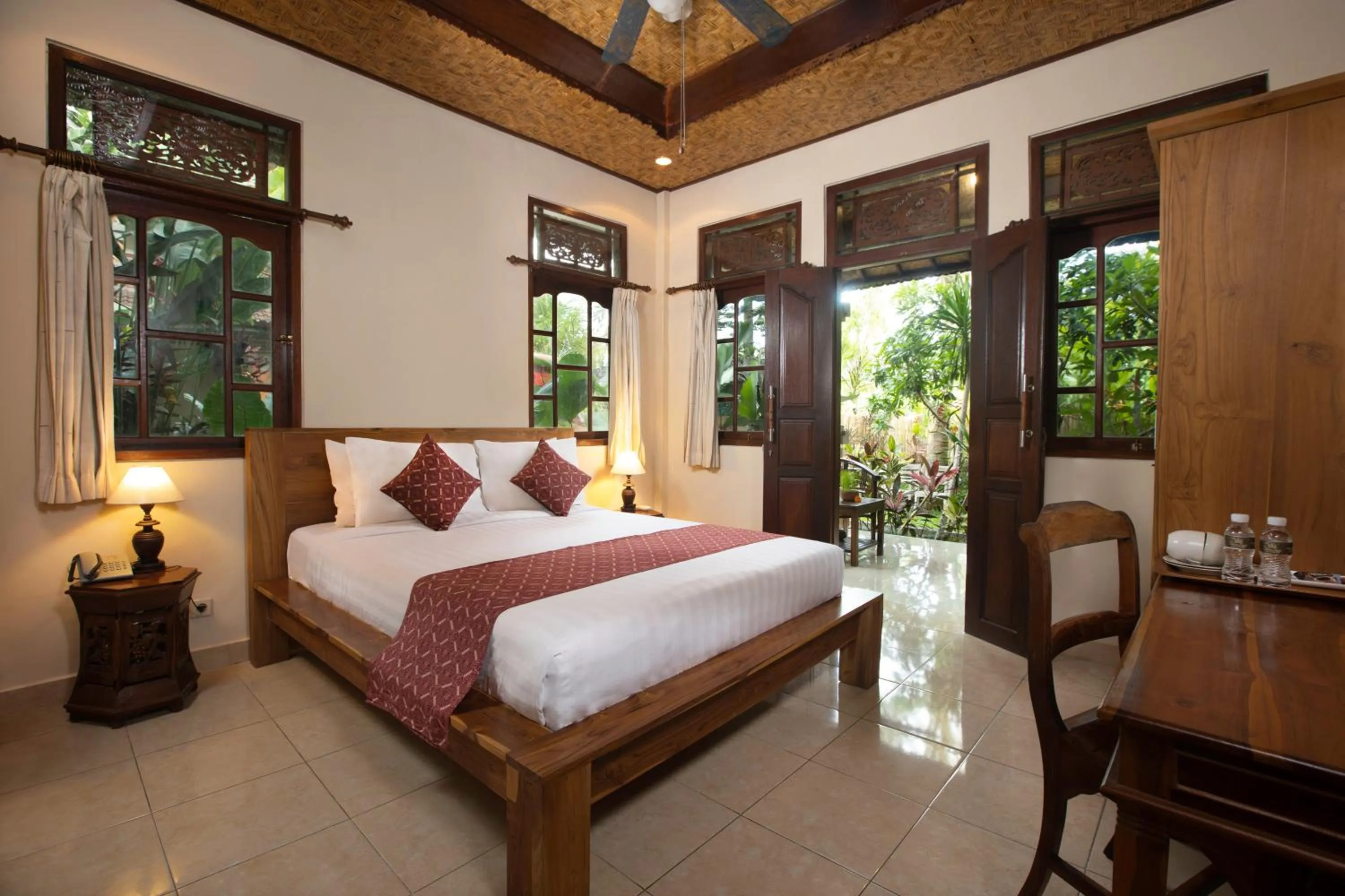 Standard Double Room in Uma Sari Cottage by Mahaputra-CHSE Certified