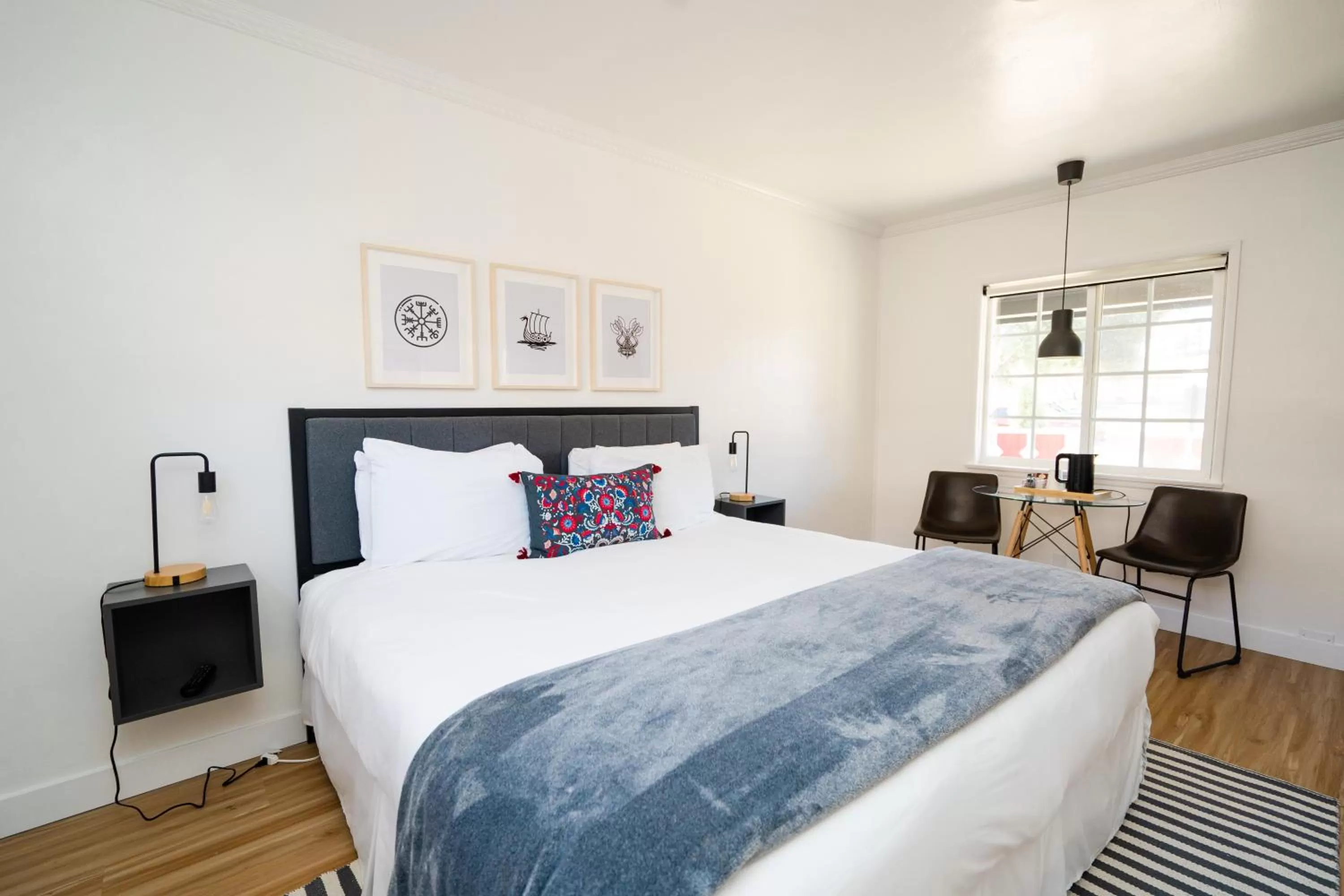 Standard King Room in Viking Inn