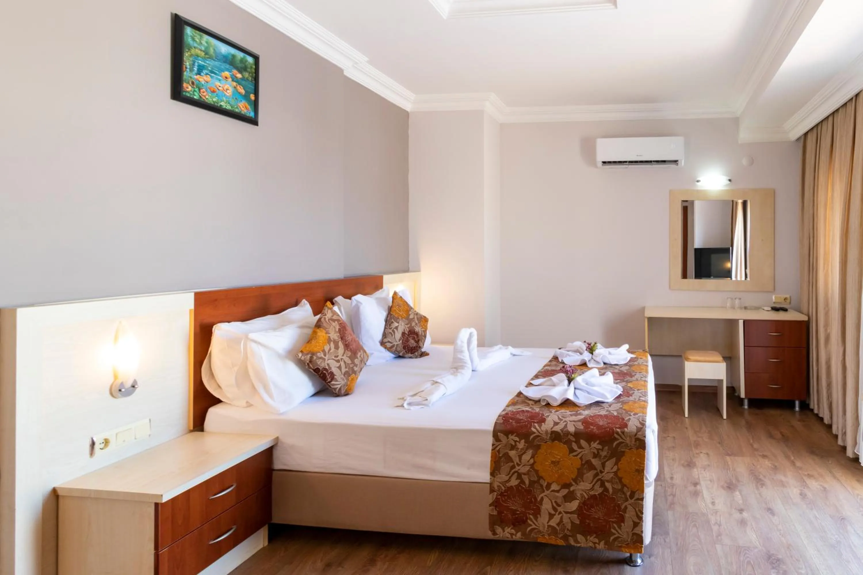 Standard Double Room - single occupancy in Lara Dinc Hotel