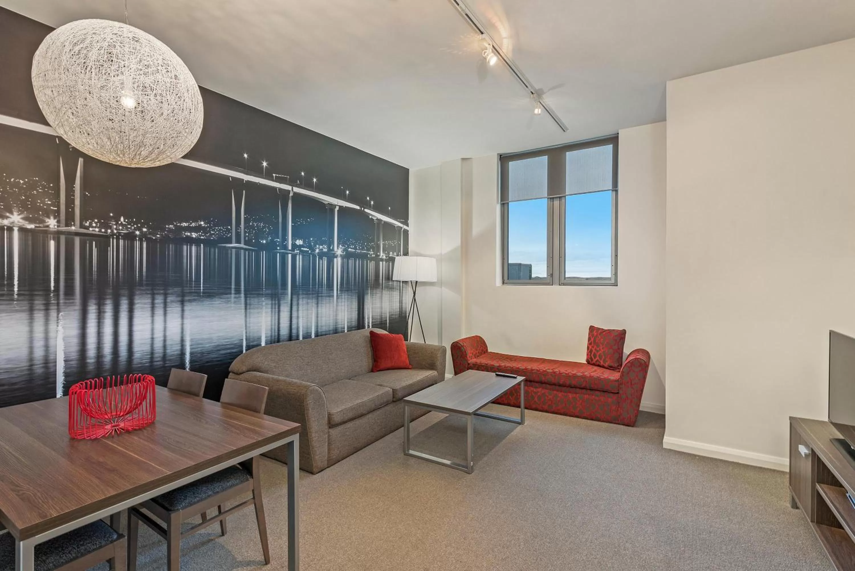 Family Apartment in Mantra One Sandy Bay Road