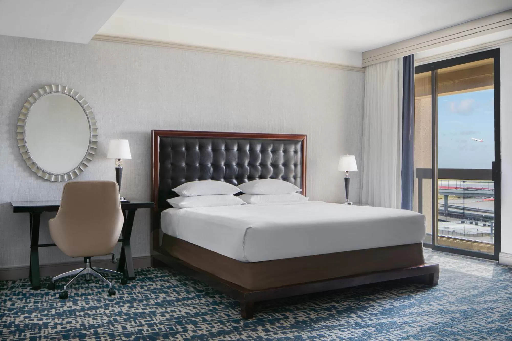 VIP Suite in Hyatt Regency DFW International Airport