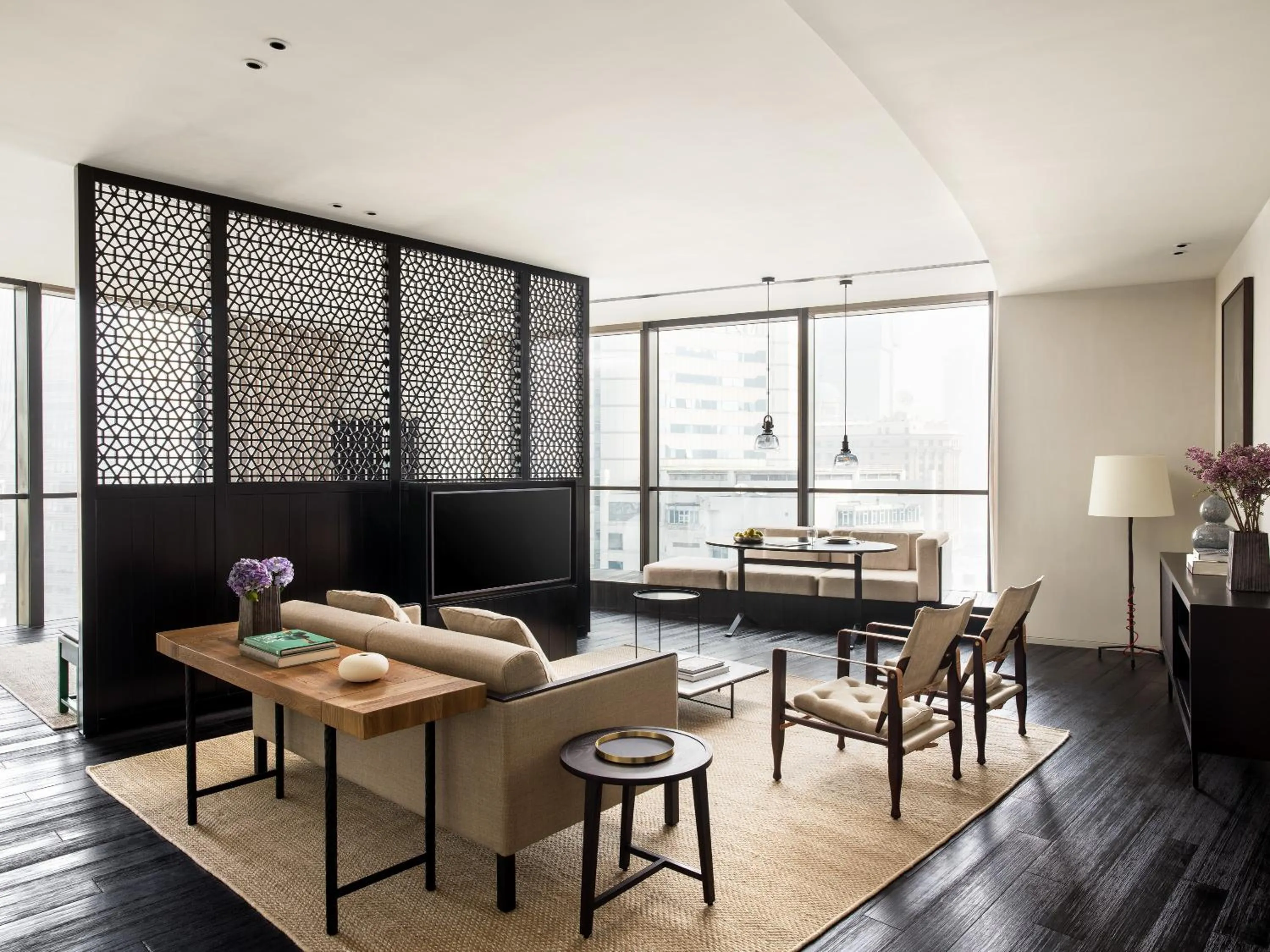 Photo of the whole room in Upper House Shanghai