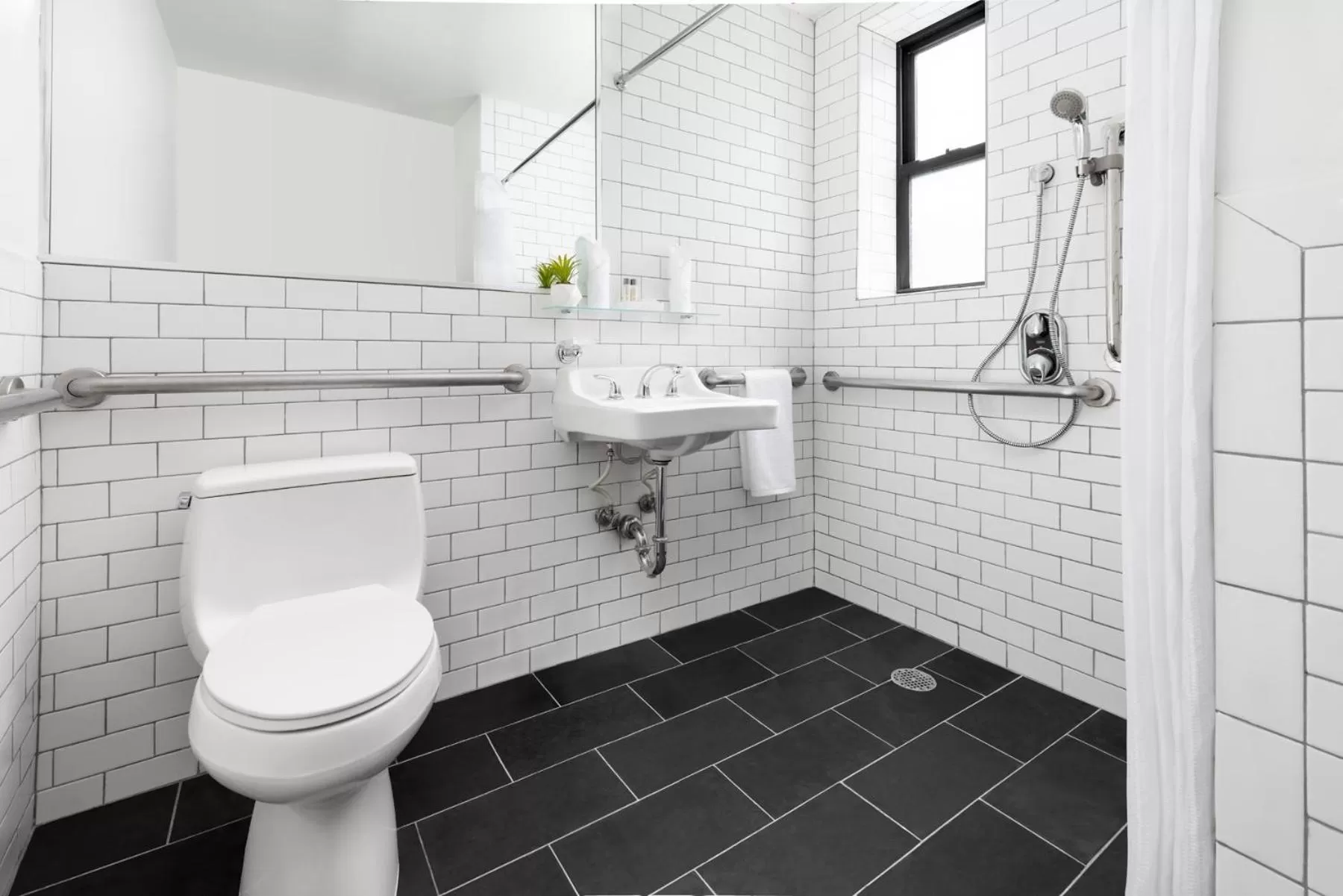 Standard Queen Accessible in OYO Times Square